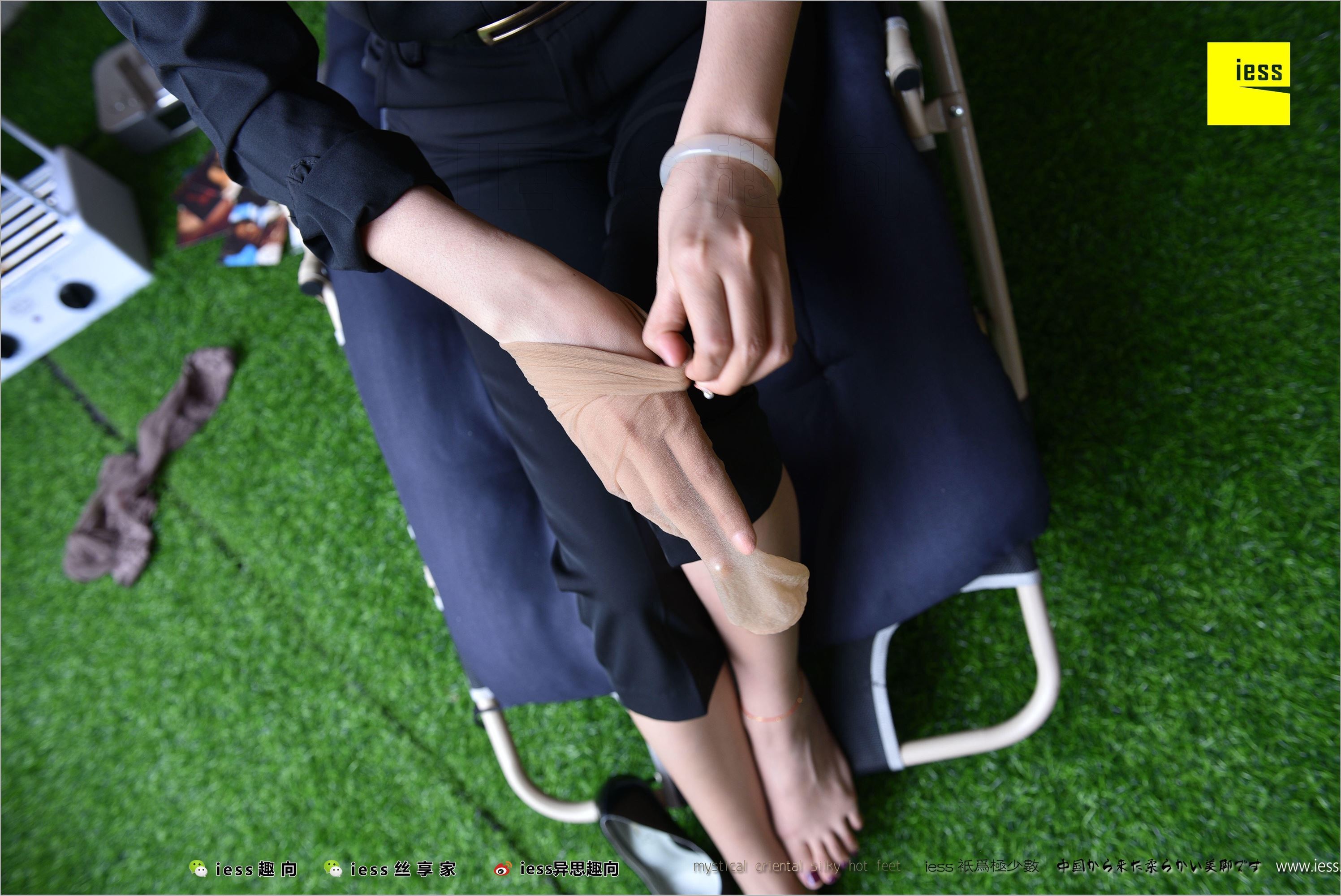 [IESS异思趣向] 2018.04.10 No.214 华华 中筒丝袜-冷门之美