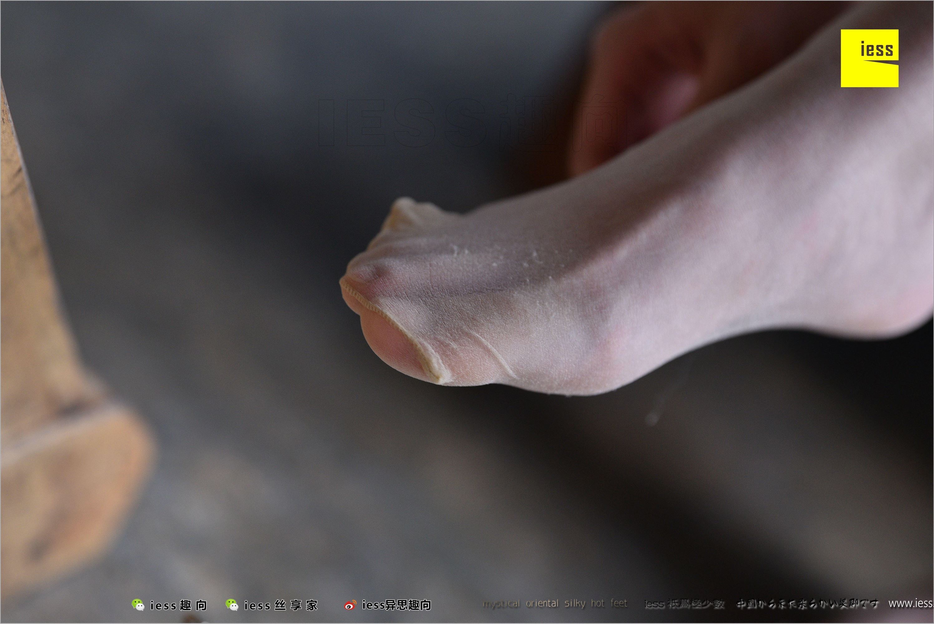 [IESS异思趣向] 2018.04.14 No.217 春春 长丝花瓣