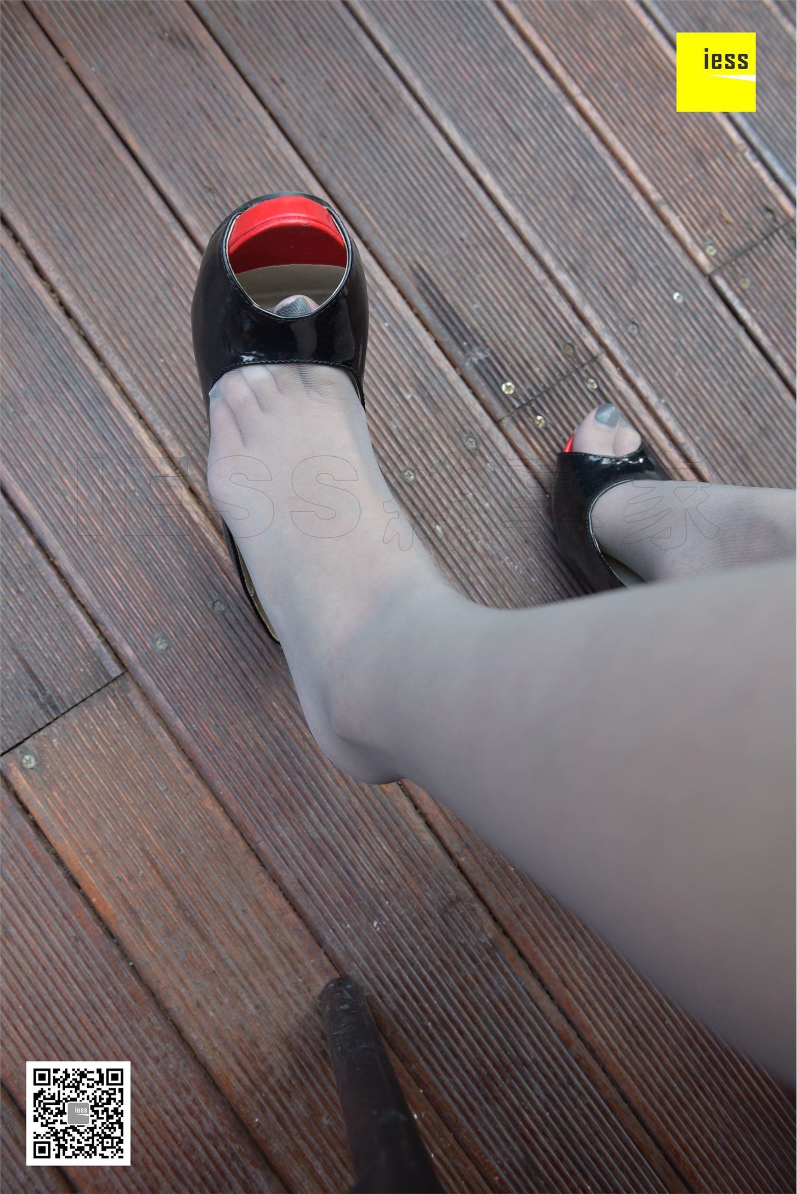 [IESS异思趣向] 2017.11.28 SXJ.113 紫紫 鱼嘴漆皮高跟