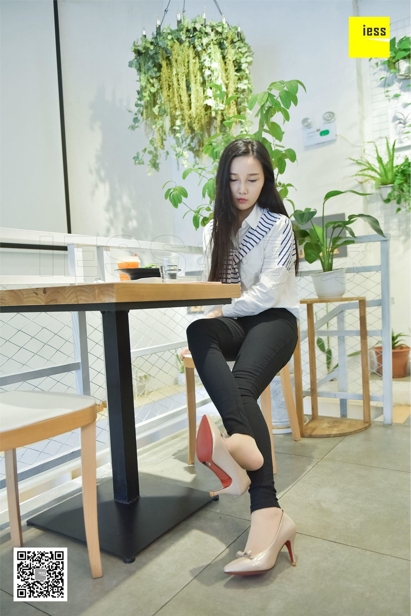 [IESS异思趣向]2017.12.06 SXJ.119 文欣