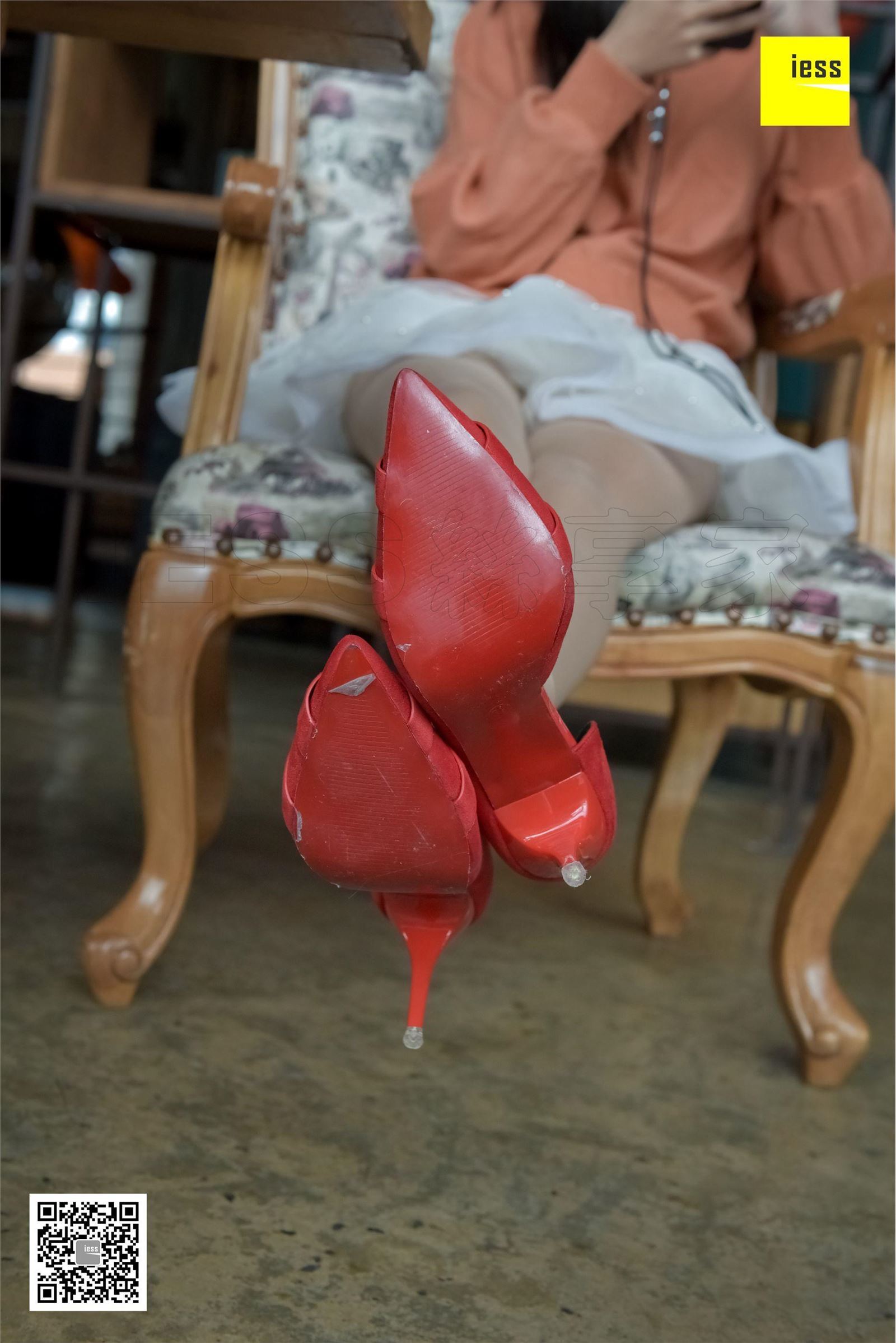 [IESS异思趣向]2017.12.18 SXJ.127 婉萍