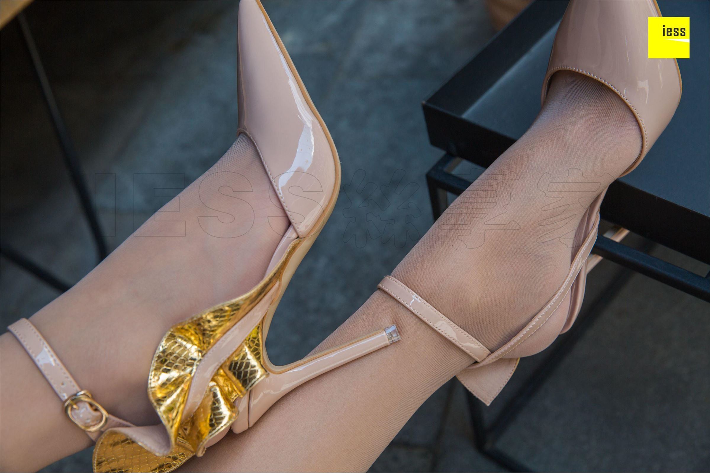 [IESS异思趣向]2018.07.02 SXJ.265 婉萍