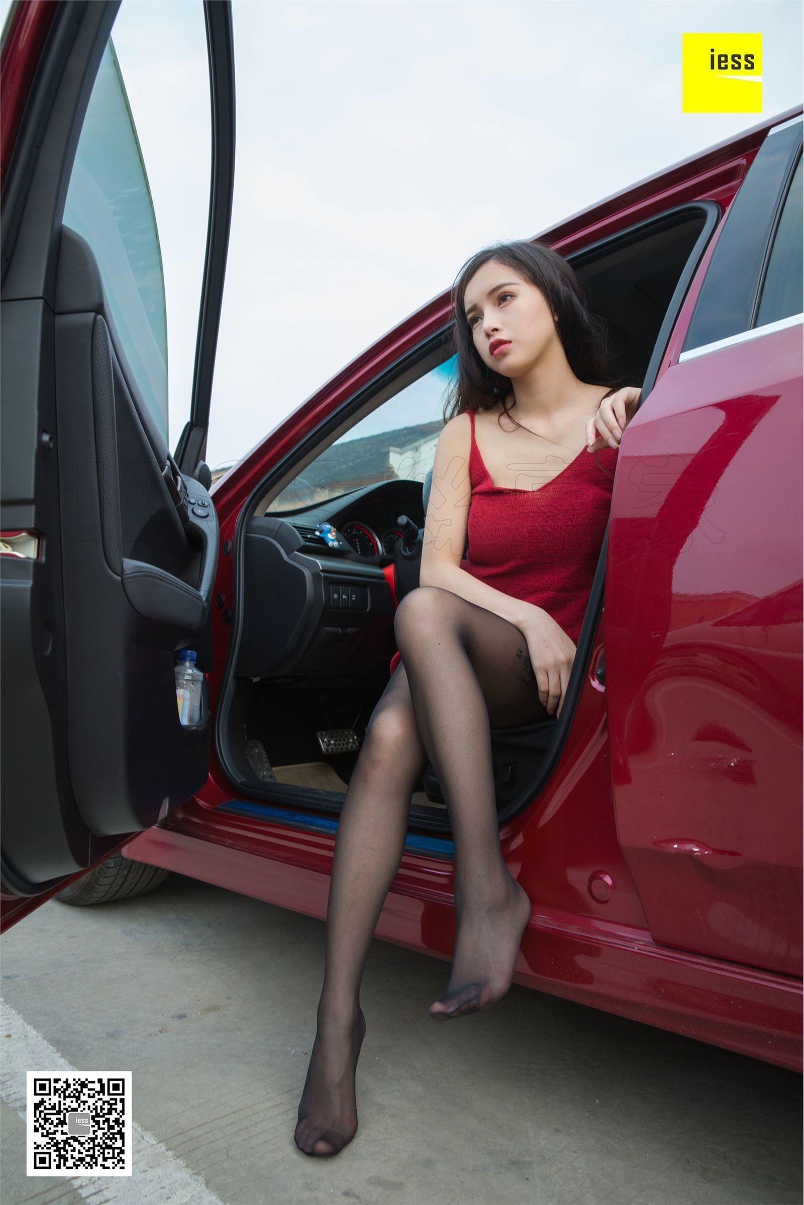 [IESS异思趣向]2018.07.13 SXJ.273 小羽