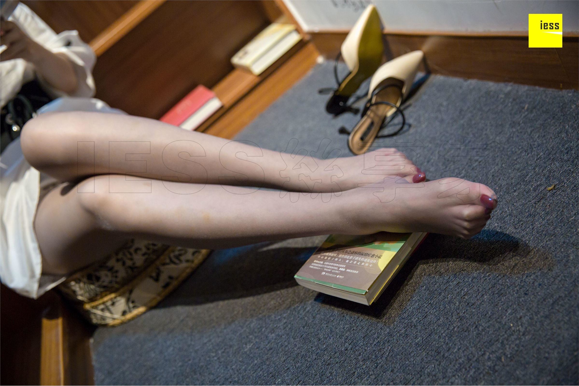 [IESS异思趣向]2018.07.23 SXJ.278 紫紫