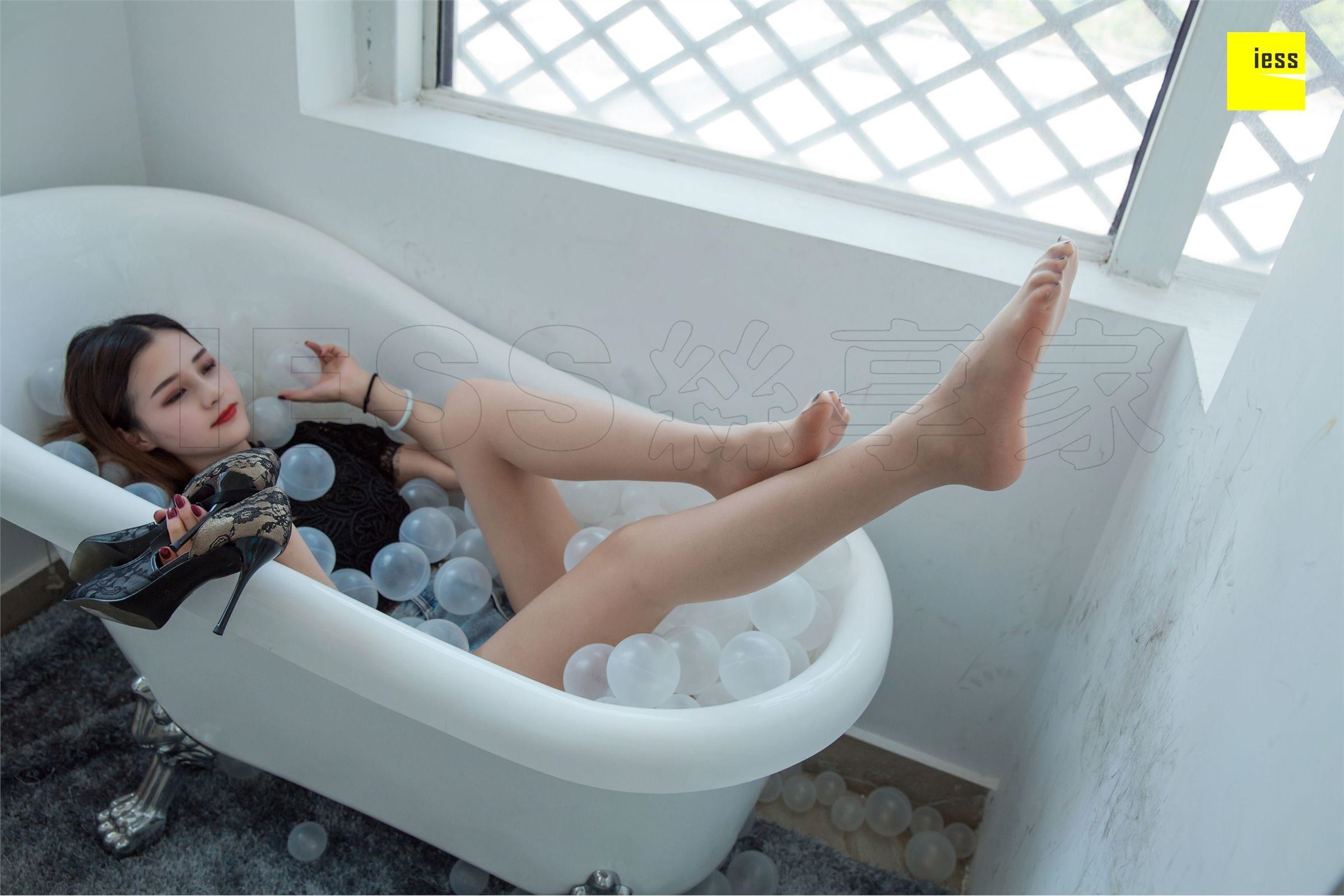 [IESS异思趣向]2018.07.27 SXJ.282 九妹