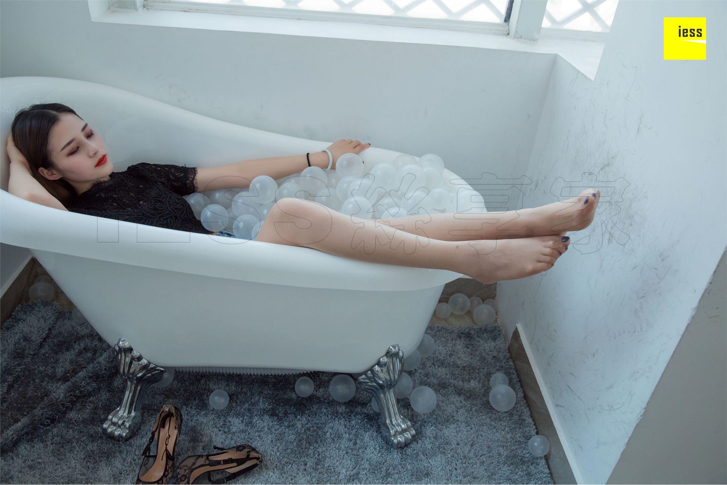 [IESS异思趣向]2018.07.27 SXJ.282 九妹