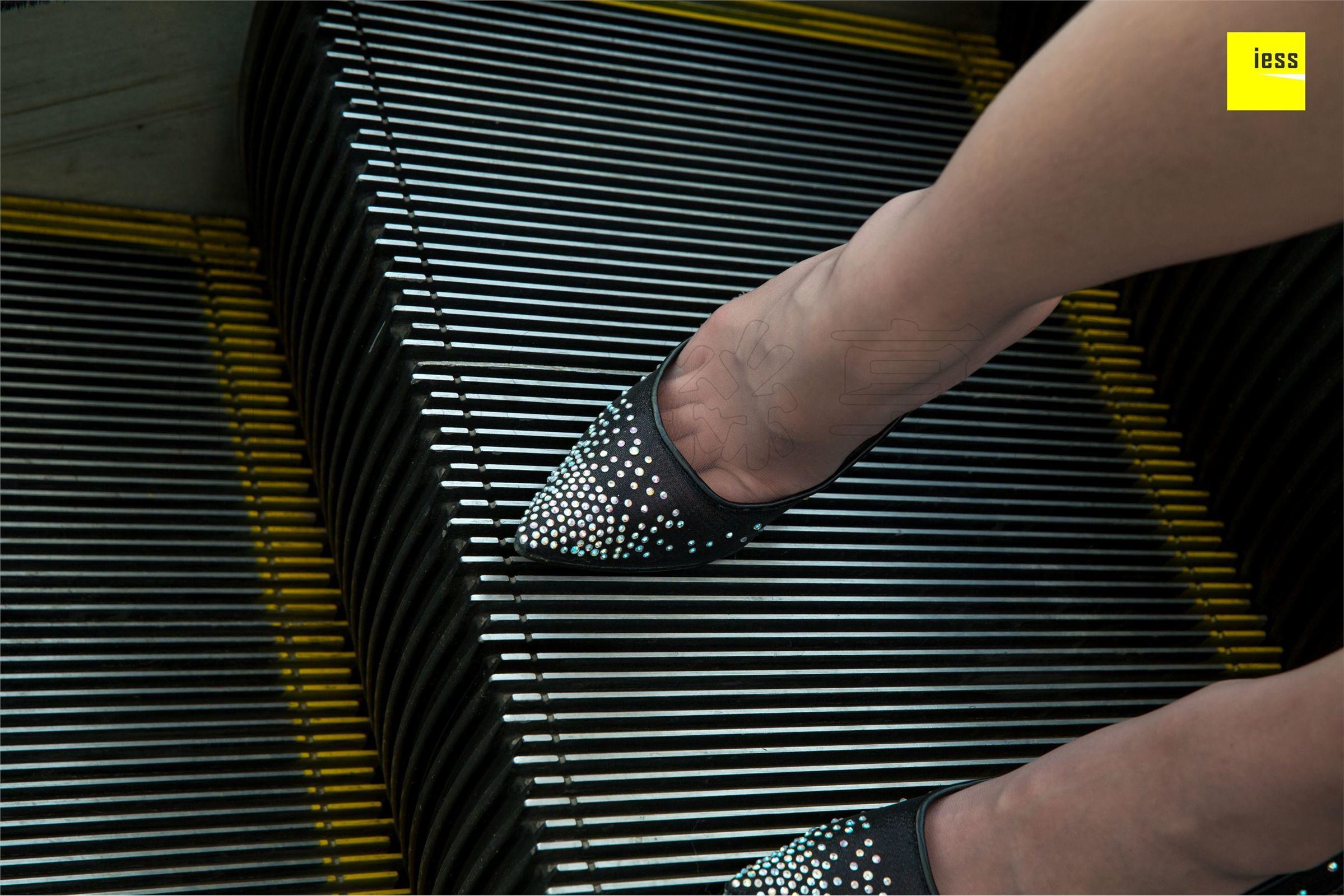 [IESS异思趣向]2018.08.07 SXJ.289 暖暖