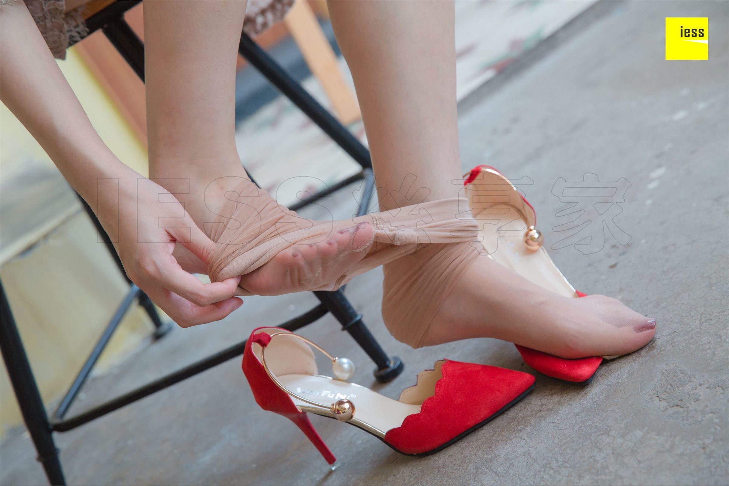 [IESS异思趣向]2018.08.14 SXJ.294 紫紫