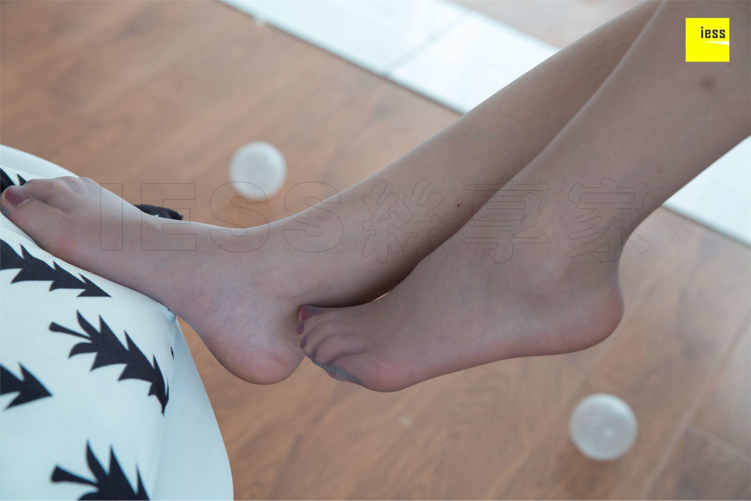 [IESS异思趣向]2018.08.15 SXJ.295 七七