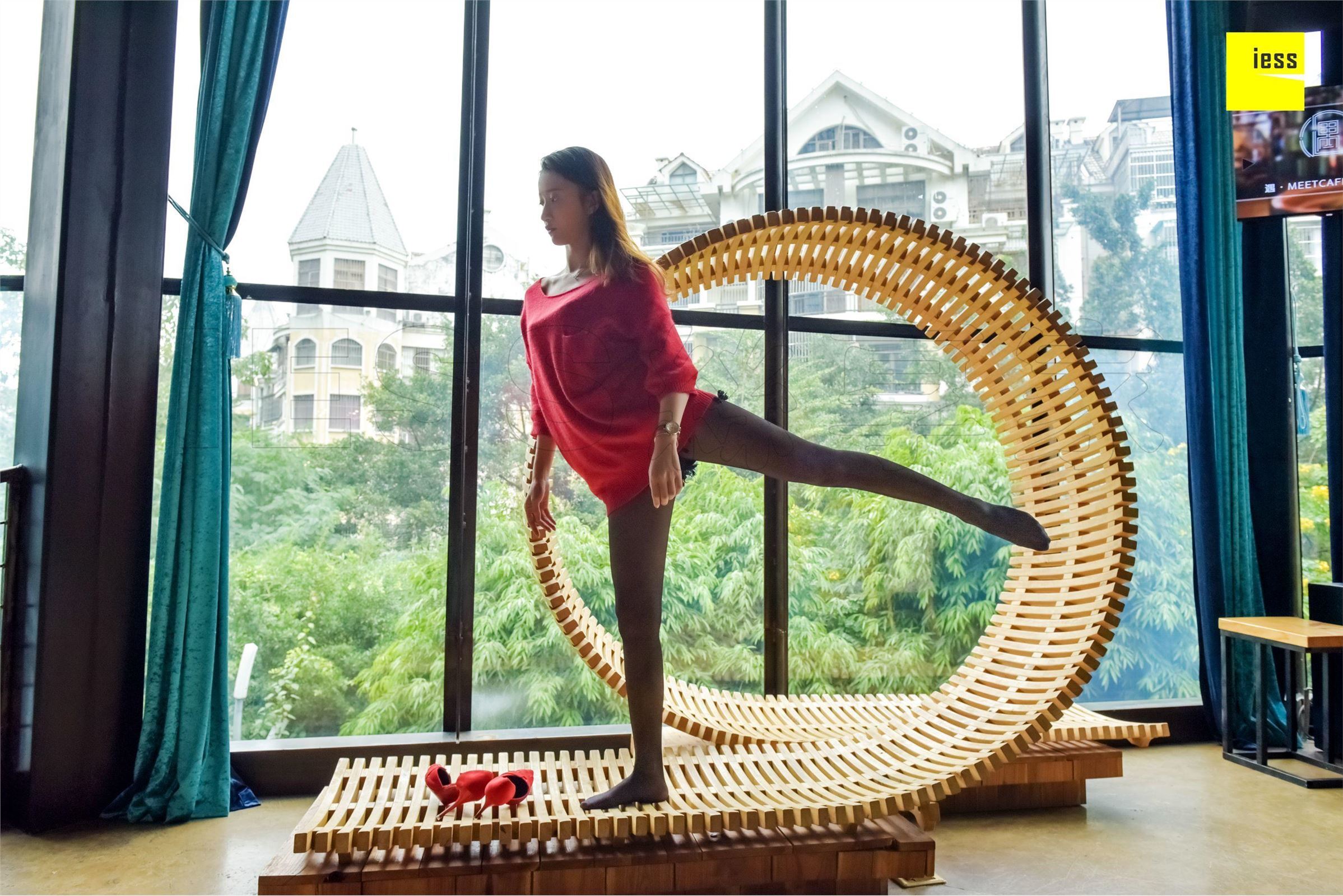 [IESS异思趣向]2018.08.16 SXJ.296 秋秋