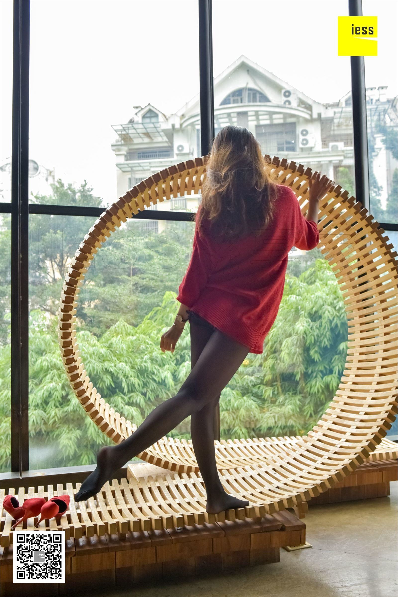 [IESS异思趣向]2018.08.16 SXJ.296 秋秋