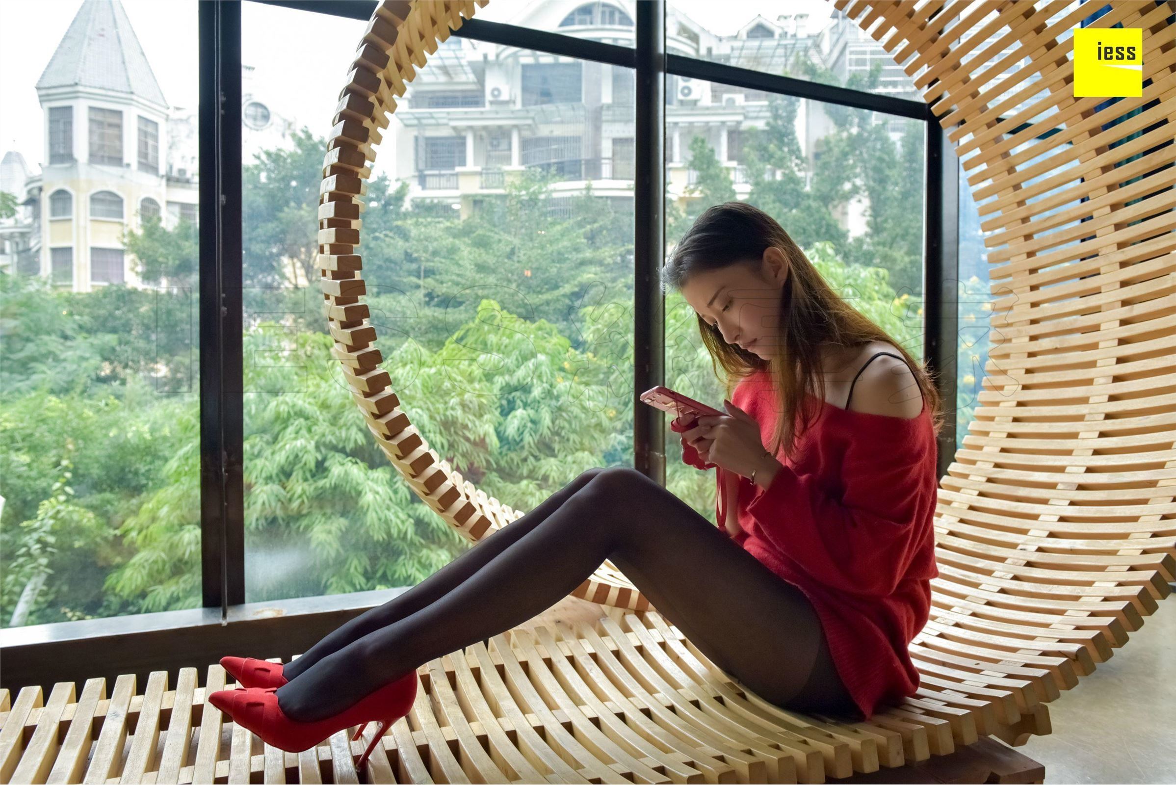 [IESS异思趣向]2018.08.16 SXJ.296 秋秋