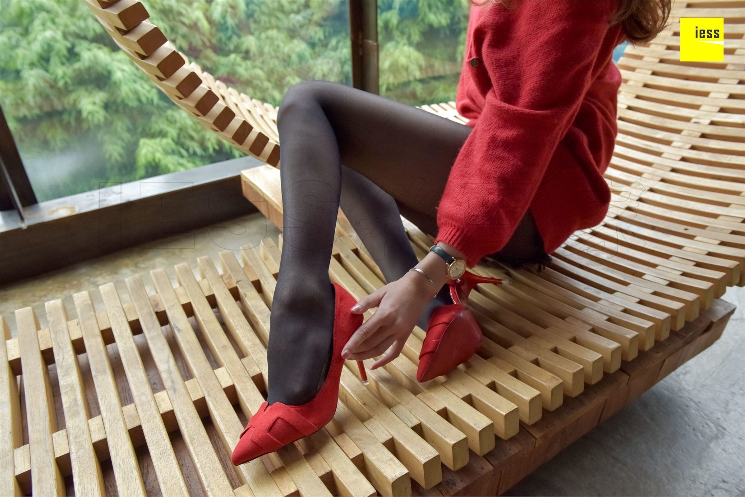 [IESS异思趣向]2018.08.16 SXJ.296 秋秋