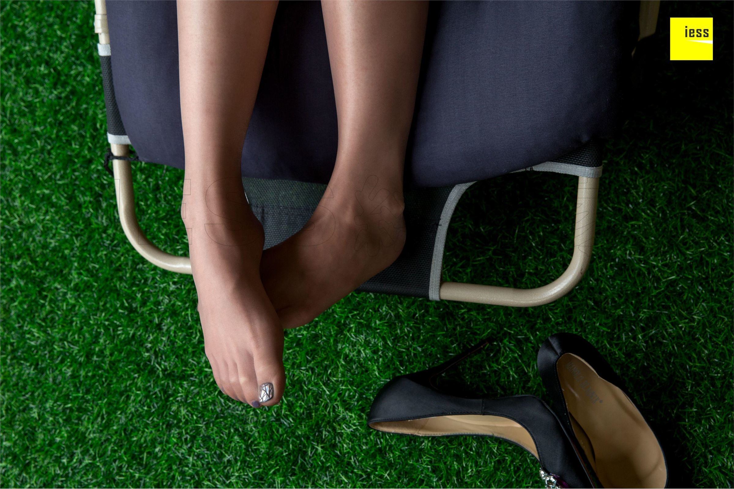 [IESS异思趣向]2018.08.20 SXJ.298 君君