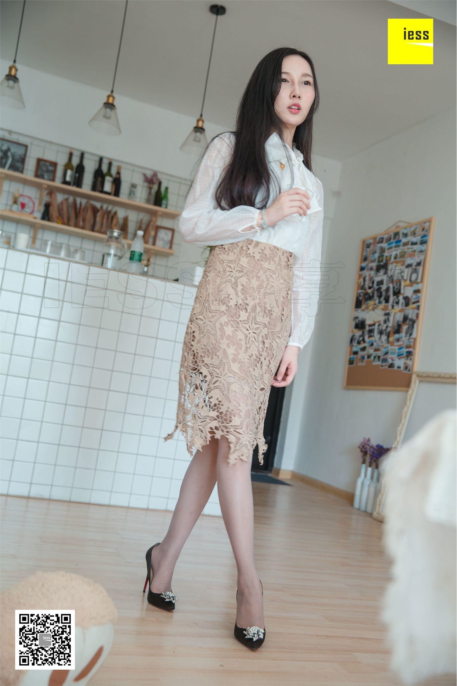 [IESS异思趣向]2018.08.23 SXJ.301 文欣