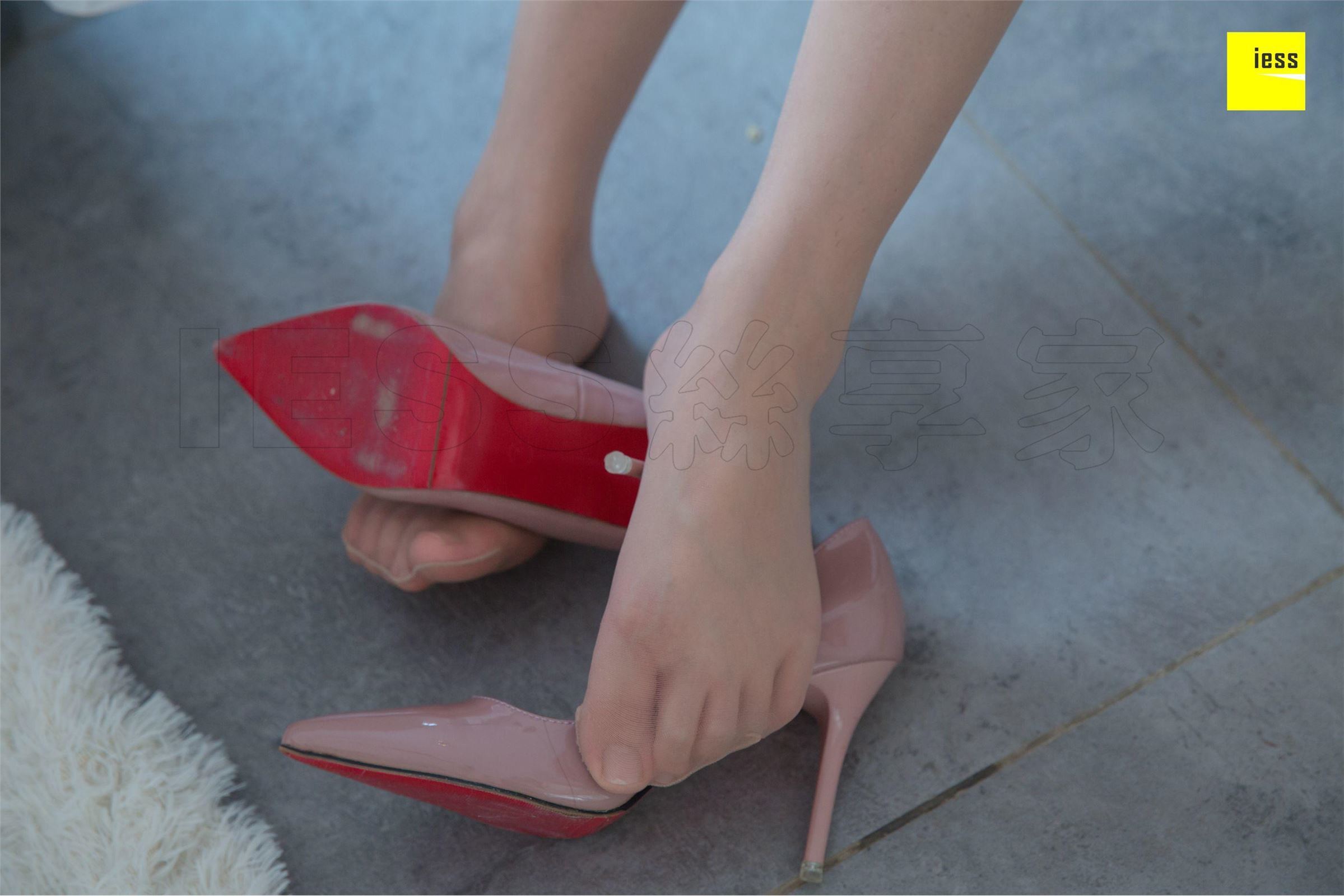 [IESS异思趣向]2018.09.06 SXJ.311 文欣