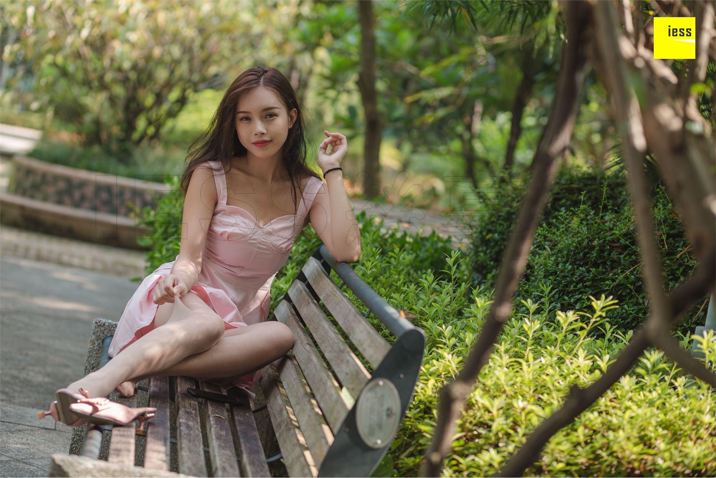 [IESS异思趣向]2018.09.13 SXJ.315 小羽