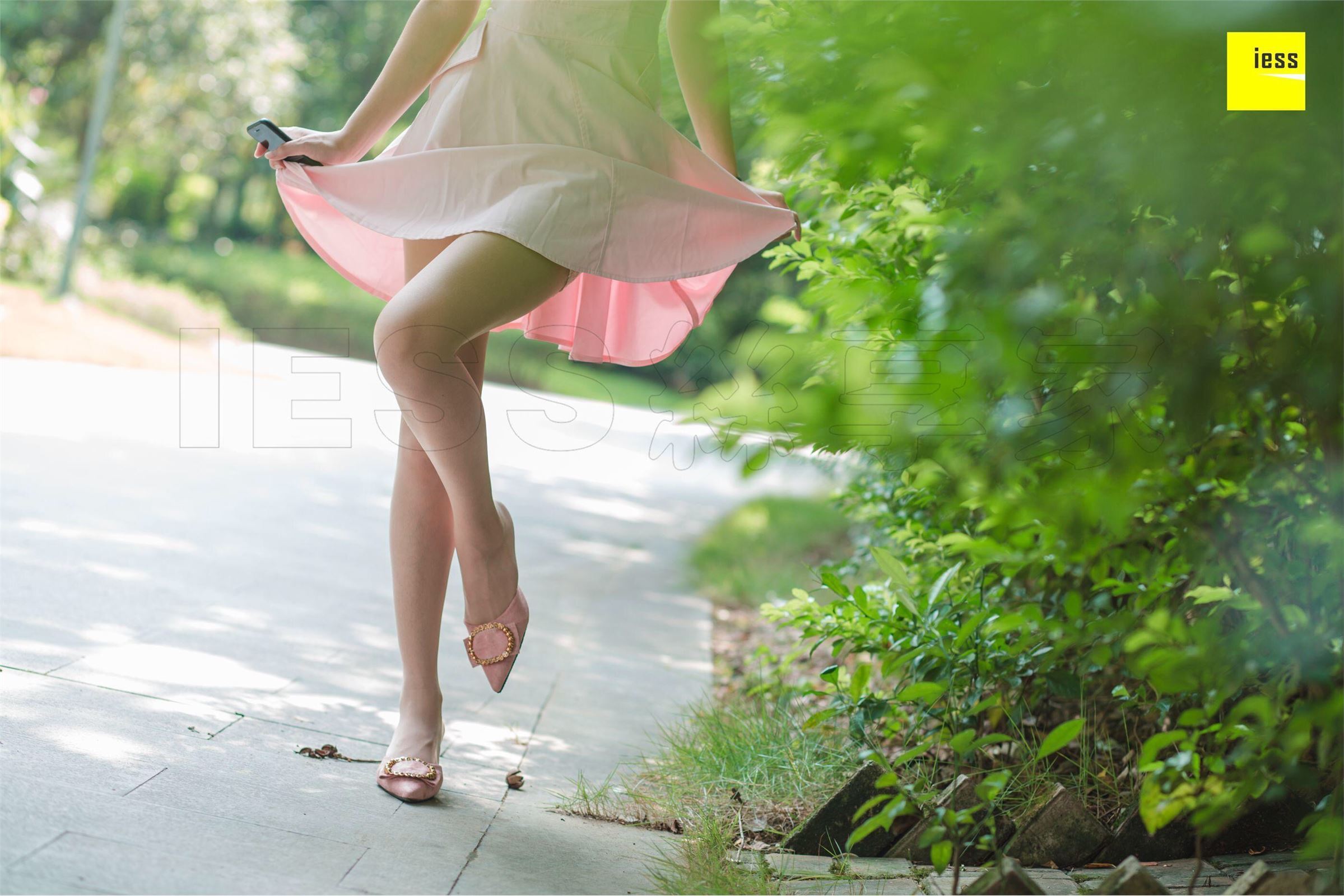 [IESS异思趣向]2018.09.13 SXJ.315 小羽