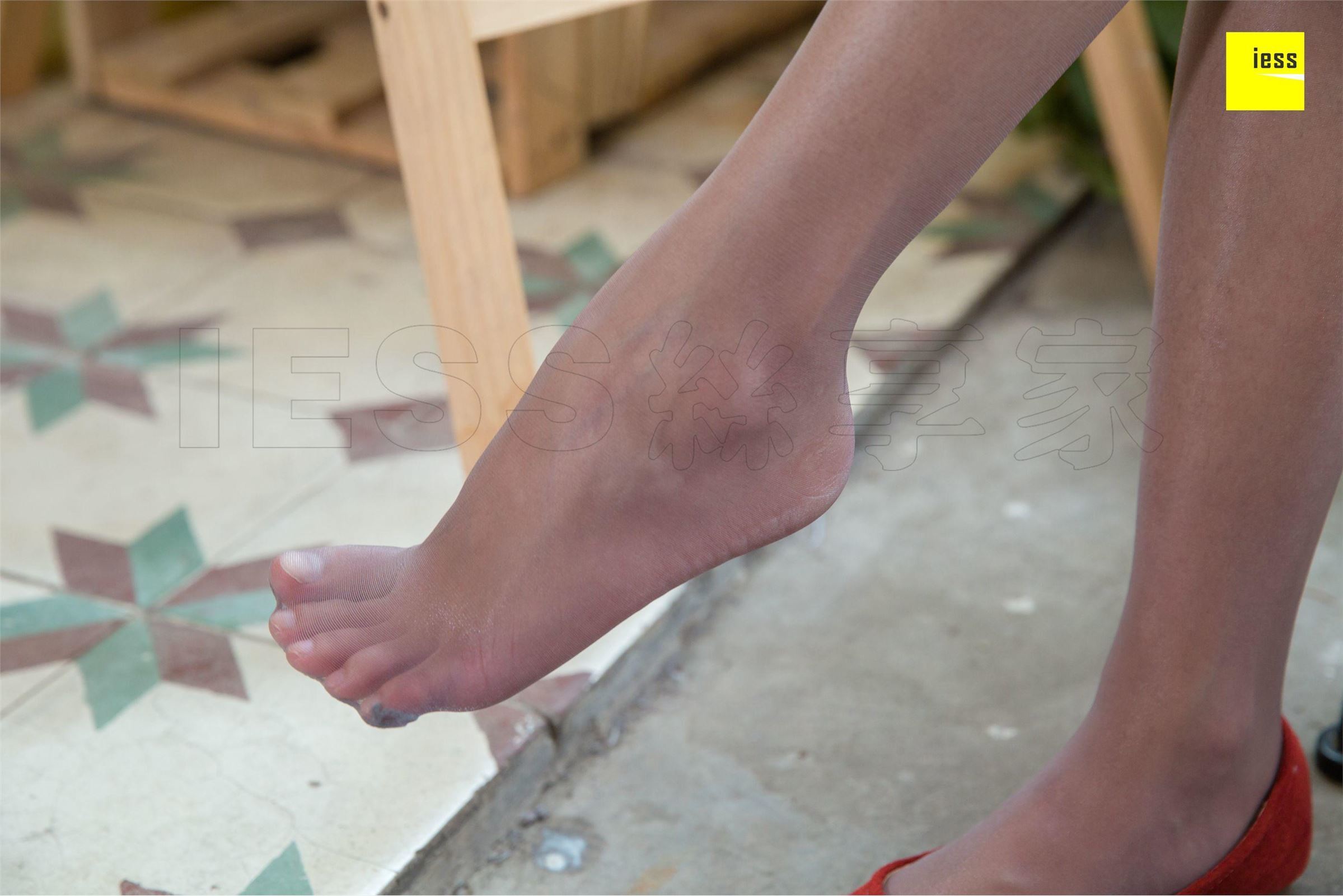 [IESS异思趣向]2018.09.21 SXJ.321 婉萍