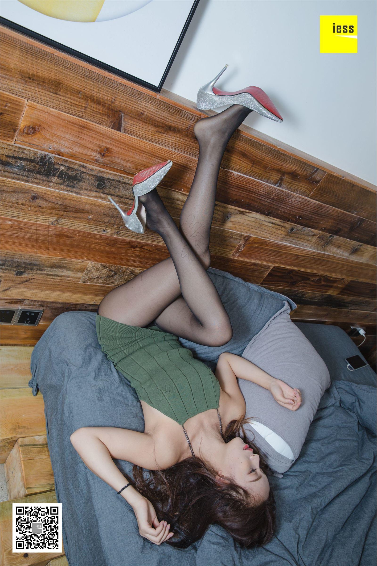 [IESS异思趣向]2018.09.24 SXJ.322 小羽