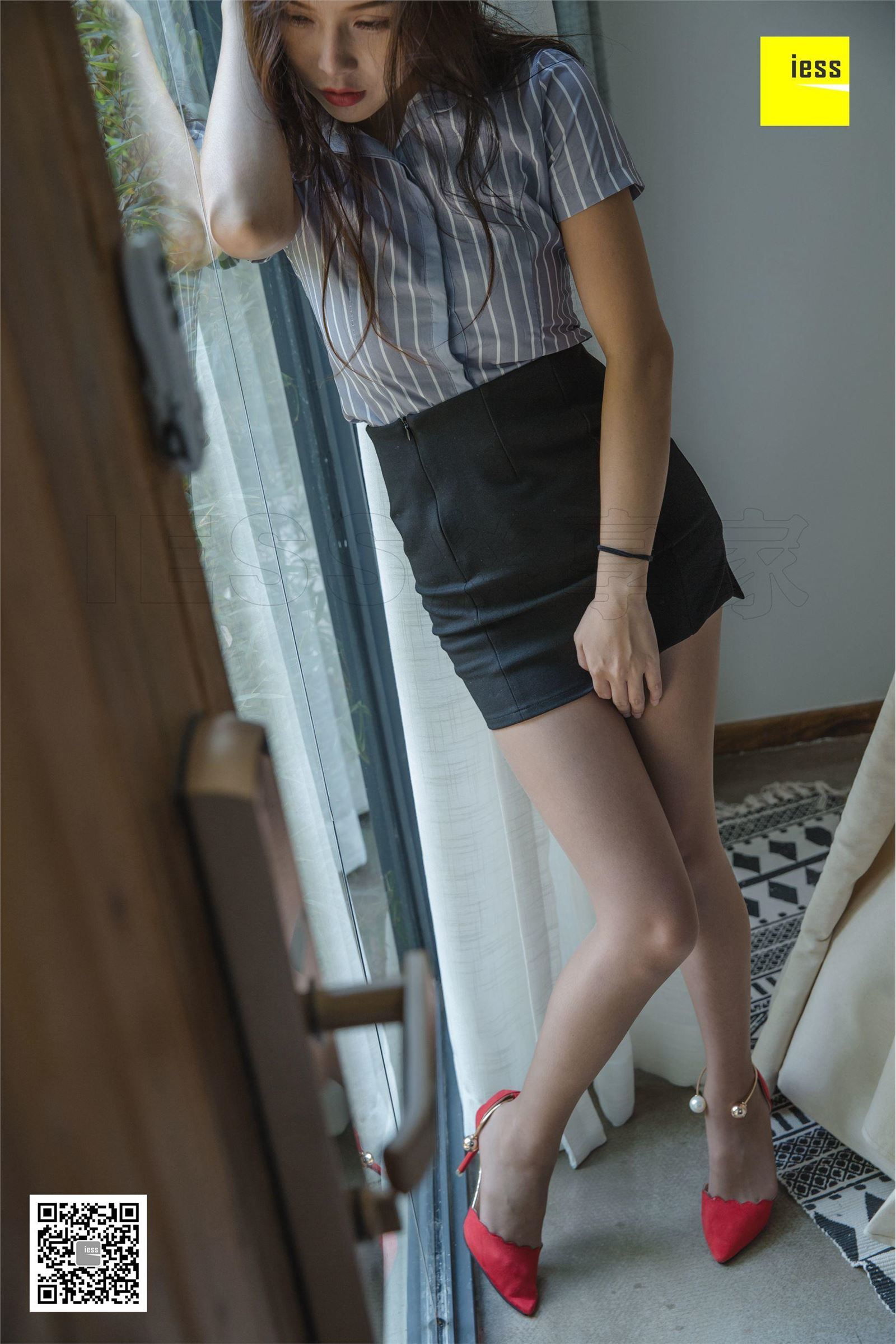 [IESS异思趣向]2018.10.03 SXJ.329 小羽