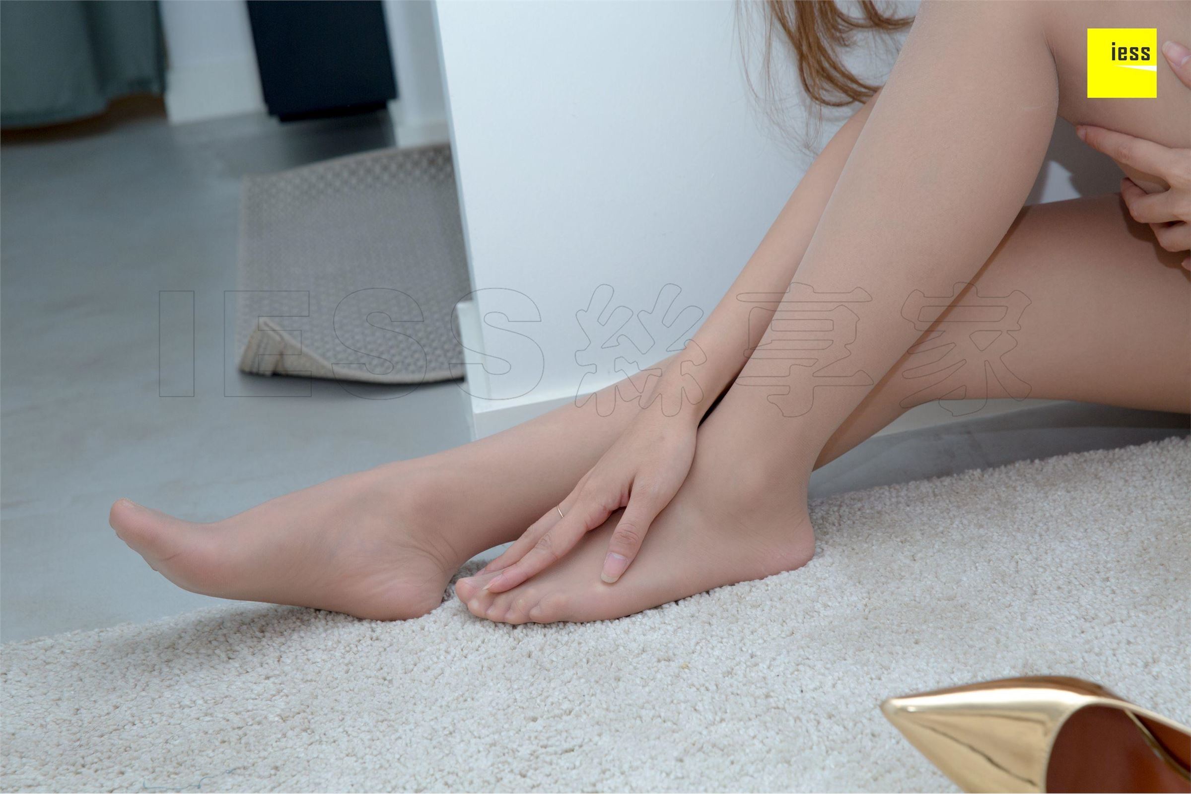 [IESS异思趣向]2018.10.16 SXJ338 秋秋