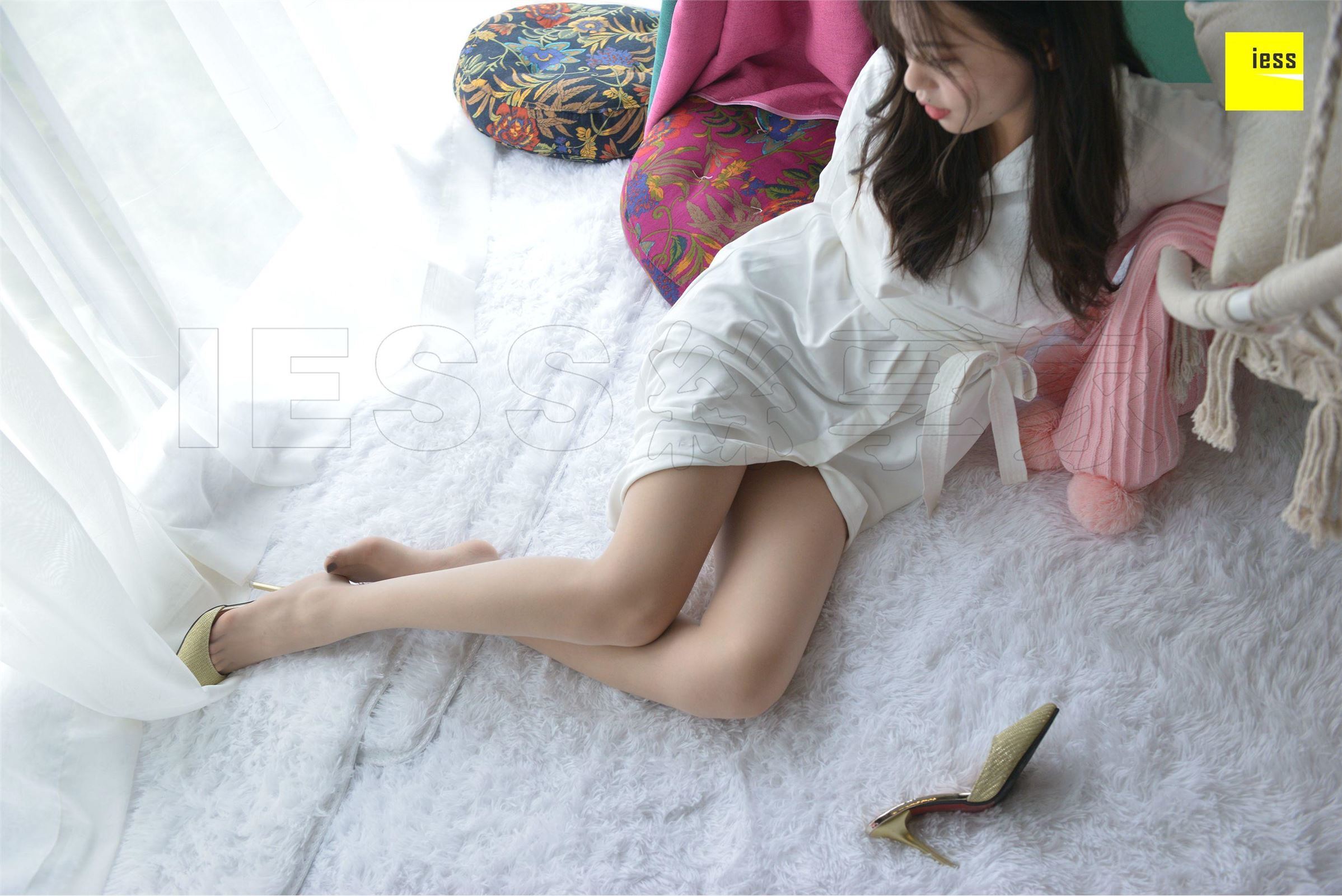 [IESS异思趣向]2018.10.20 SXJ342 七七