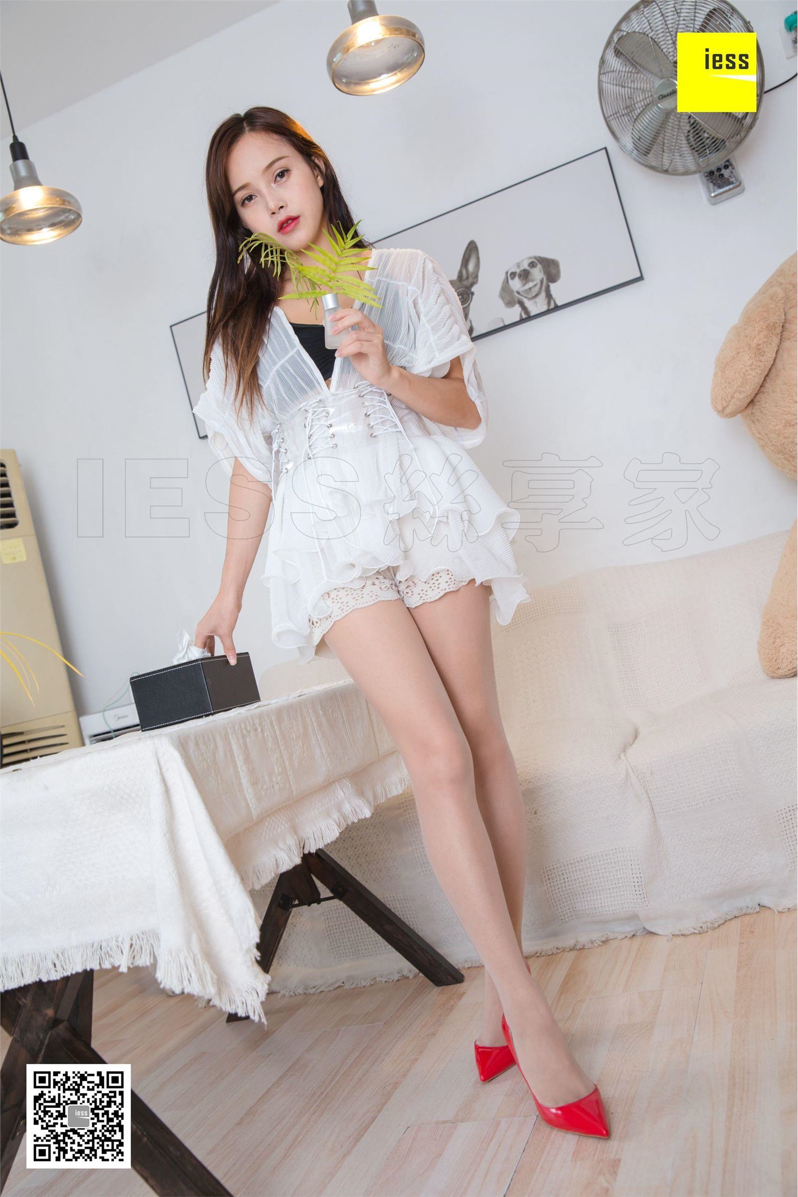 [IESS异思趣向]2018.10.27 SXJ347 小羽