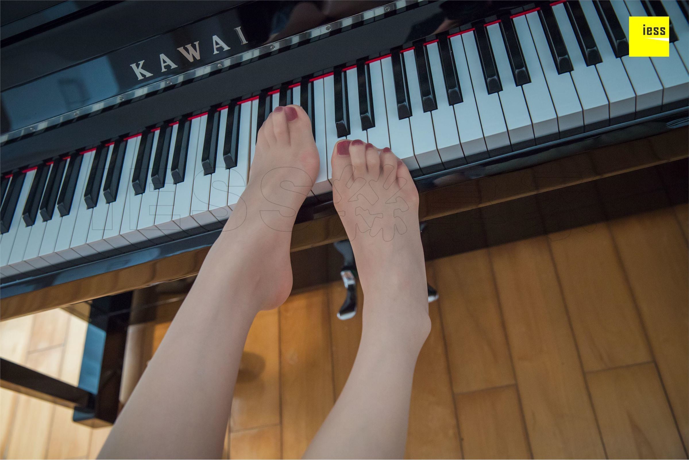 [IESS异思趣向]2018.11.09 SXJ356 七七