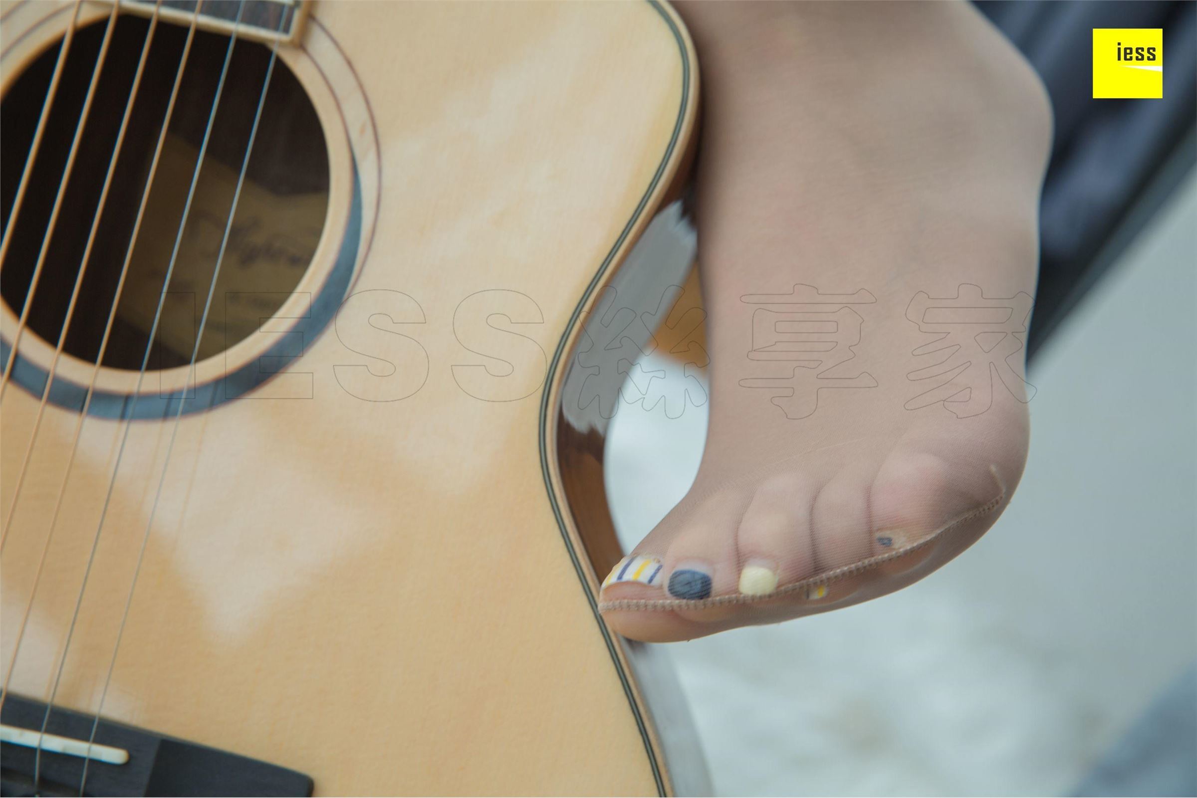 [IESS异思趣向]2018.11.13 SXJ359 曦然