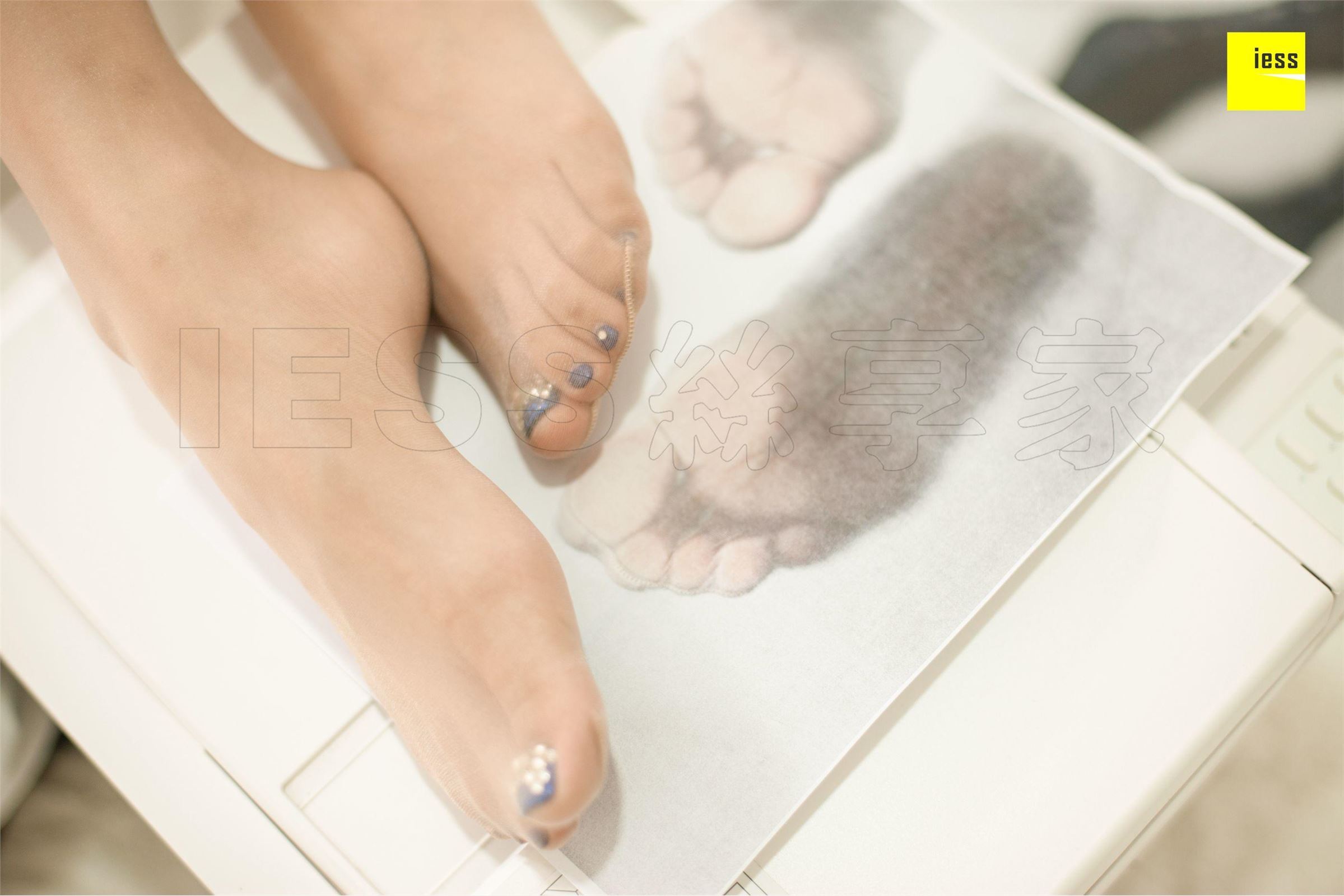 [IESS异思趣向]2018.11.16 SXJ361 君君