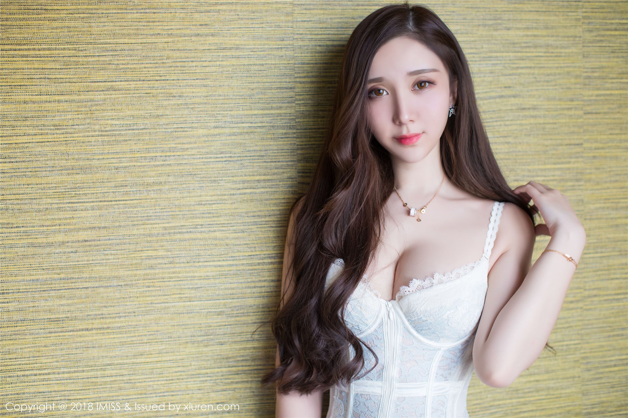 [IMiss爱蜜社]2018.05.23 Vol.242 淼淼萌萌哒