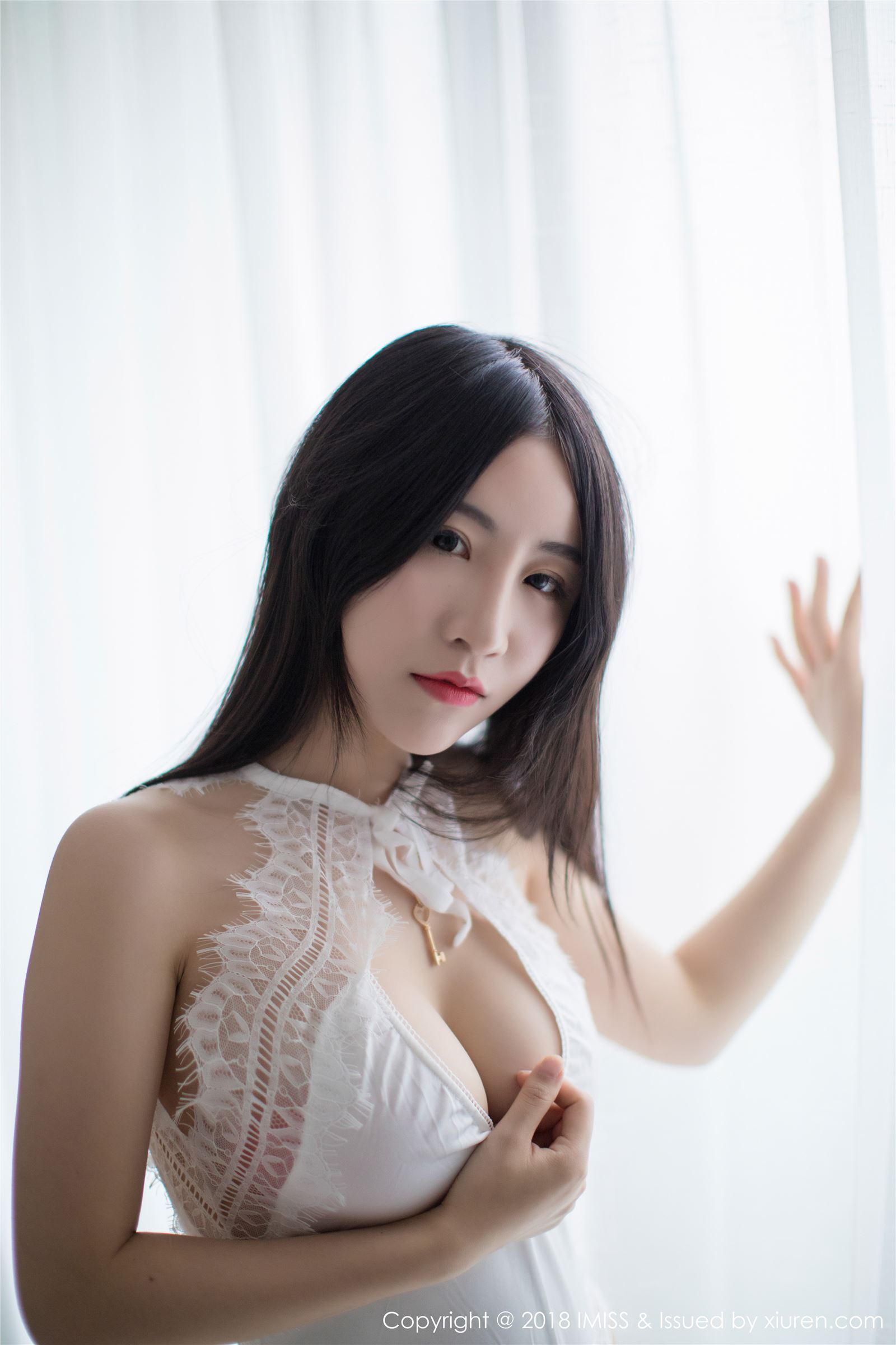 [IMiss爱蜜社]2018.06.01 Vol.249 绯月樱-Cherry