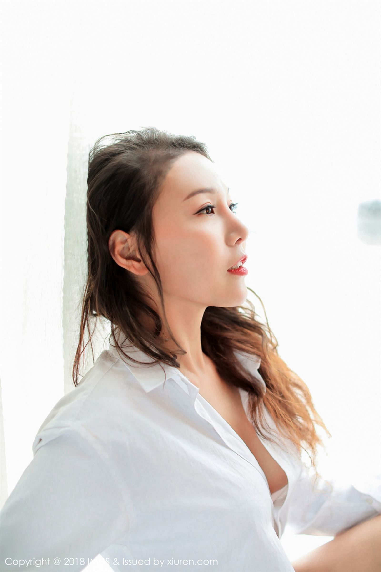 [IMiss爱蜜社]2018.06.05 Vol.251 王沫儿SaSa