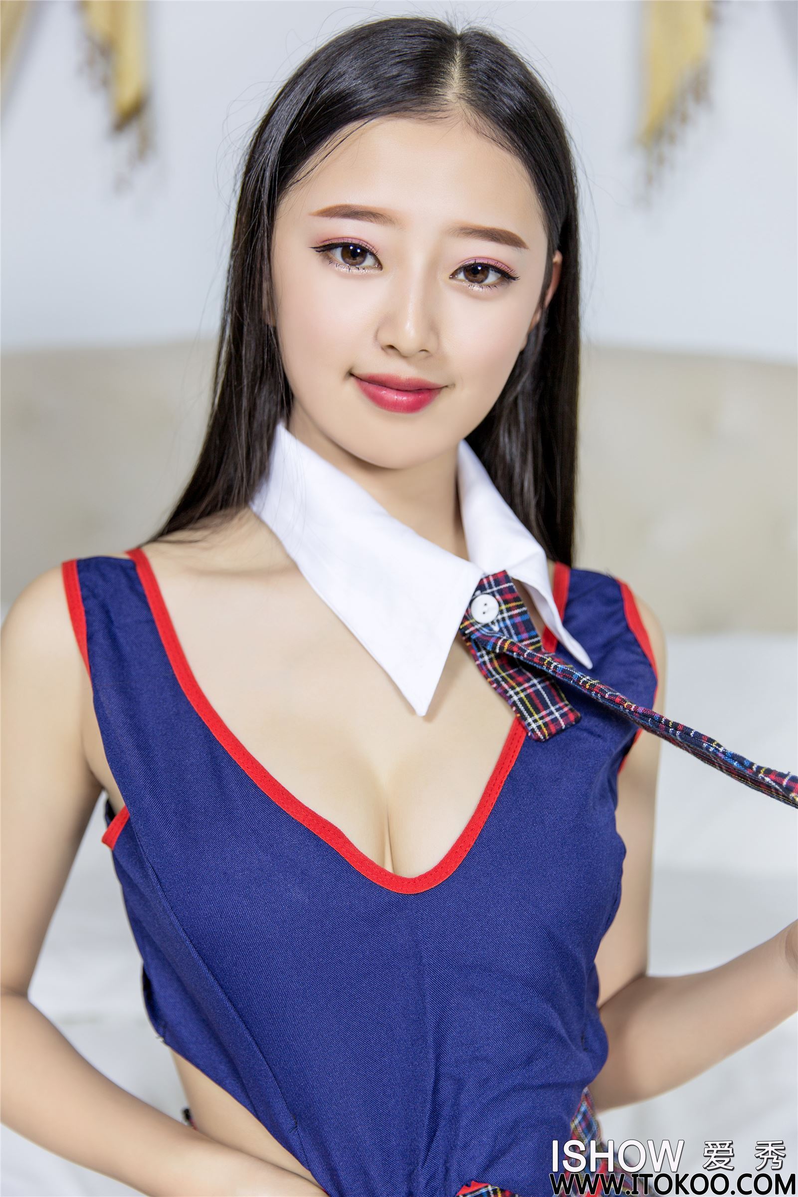 [ISHOW爱秀]2018.02.03 NO.140 寒栀樱Flora