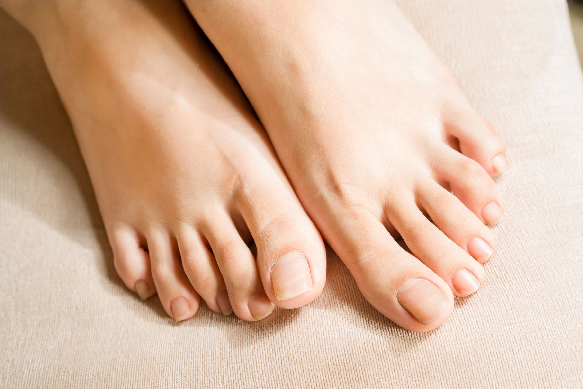 [KeLaGirls]克拉女神 2017-06-27 夏彤 红粉玉足