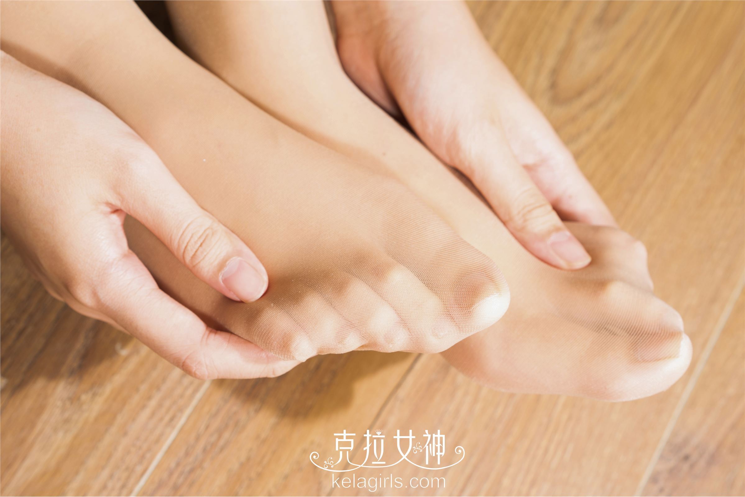 [KELAGIRLS克拉女神]2018-05-20 宋智珍 空姐の丝足