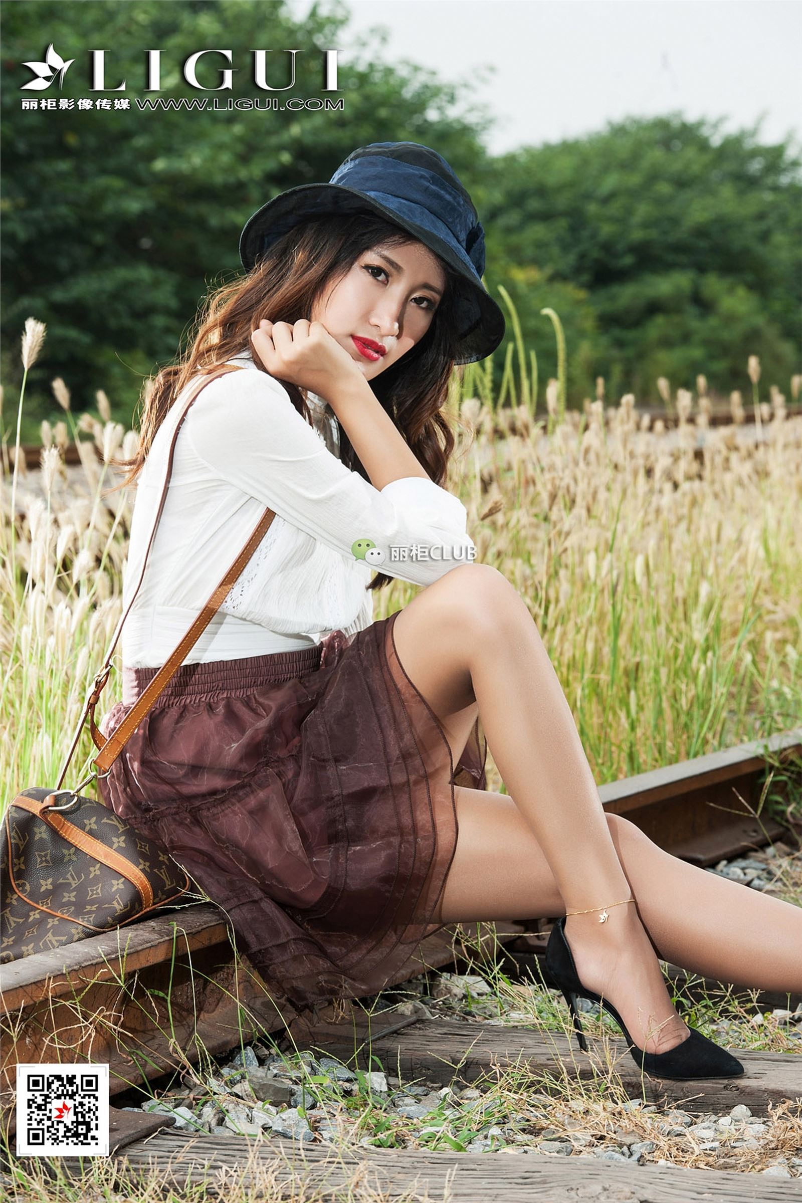 [Ligui丽柜]2017.12.13 网络丽人 Model 思彤