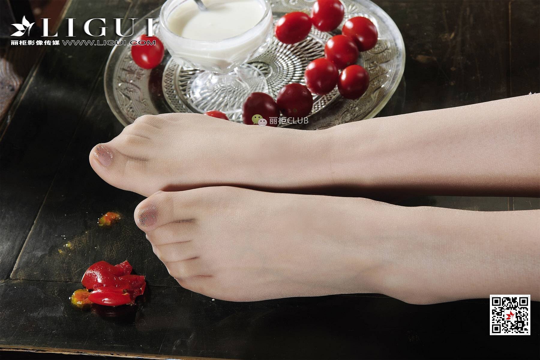 [Ligui丽柜]2018.05.04 网络丽人 Model 文欣&Vicky