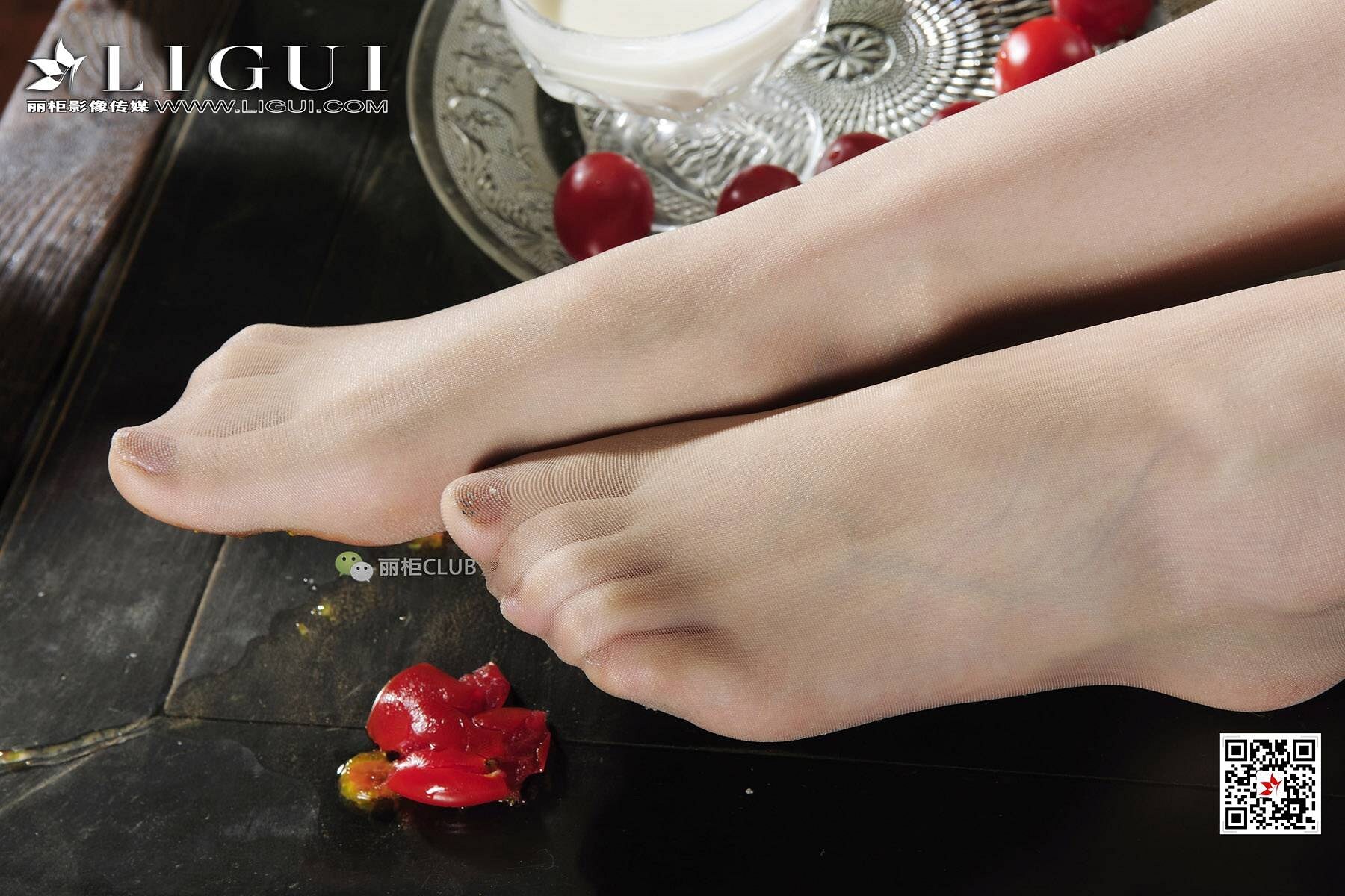 [Ligui丽柜]2018.05.04 网络丽人 Model 文欣&Vicky