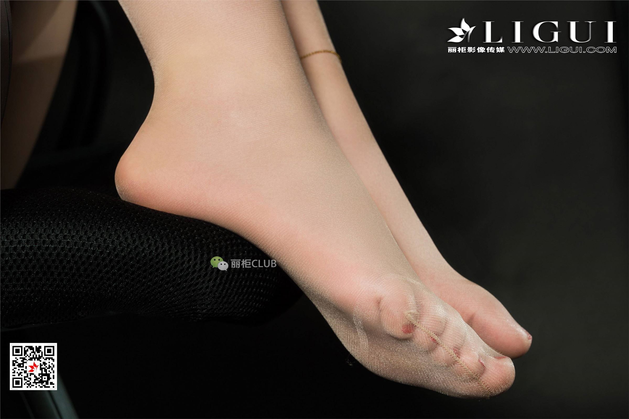 [Ligui丽柜]2018.05.31 网络丽人 Model 果儿