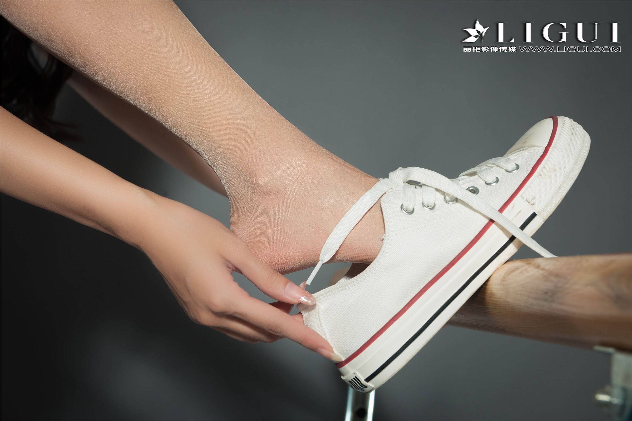 [Ligui丽柜]2018.10.04 网络丽人 Model 王欣竹