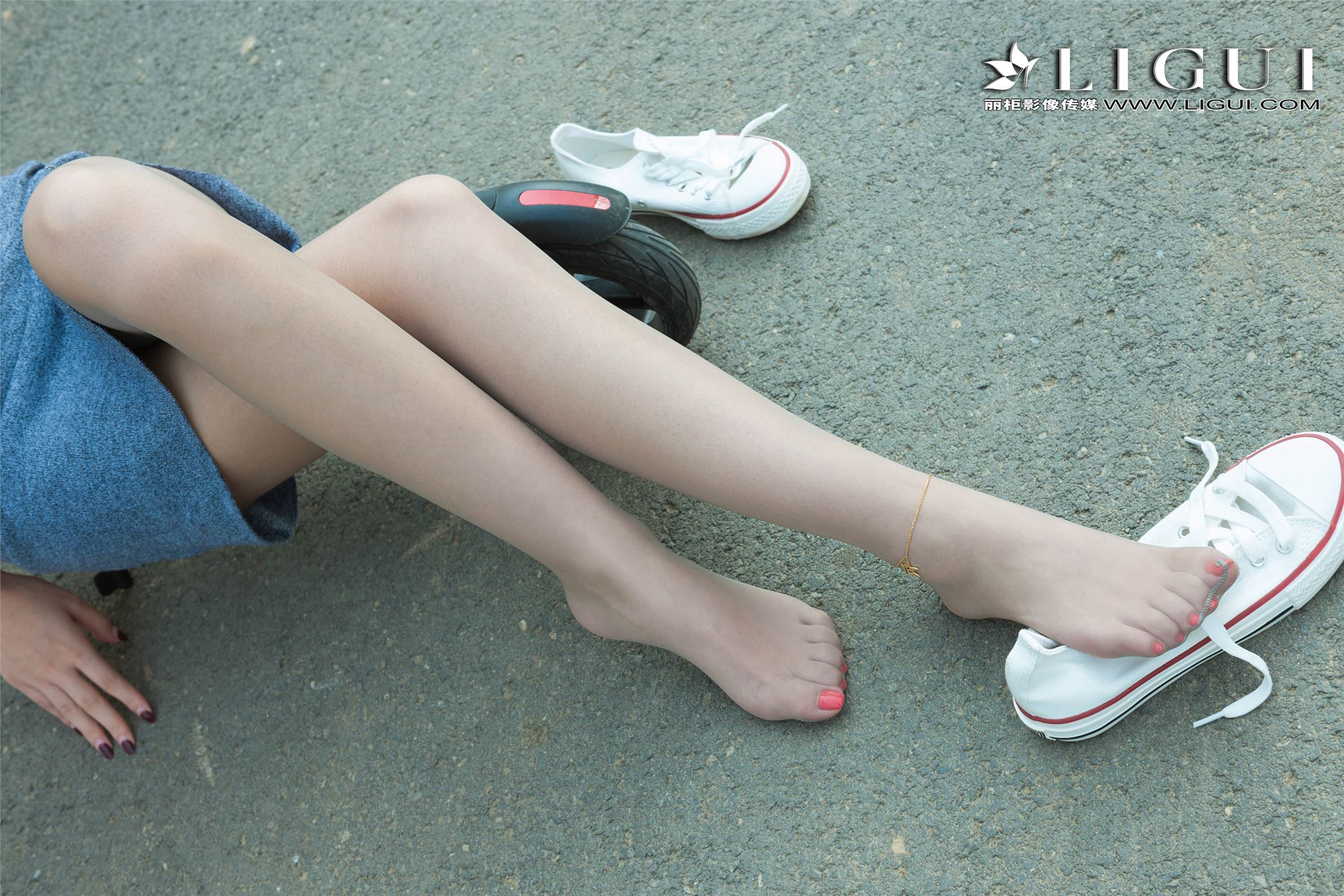 [Ligui丽柜] 2018.10.17 网络丽人 Model 雪糕