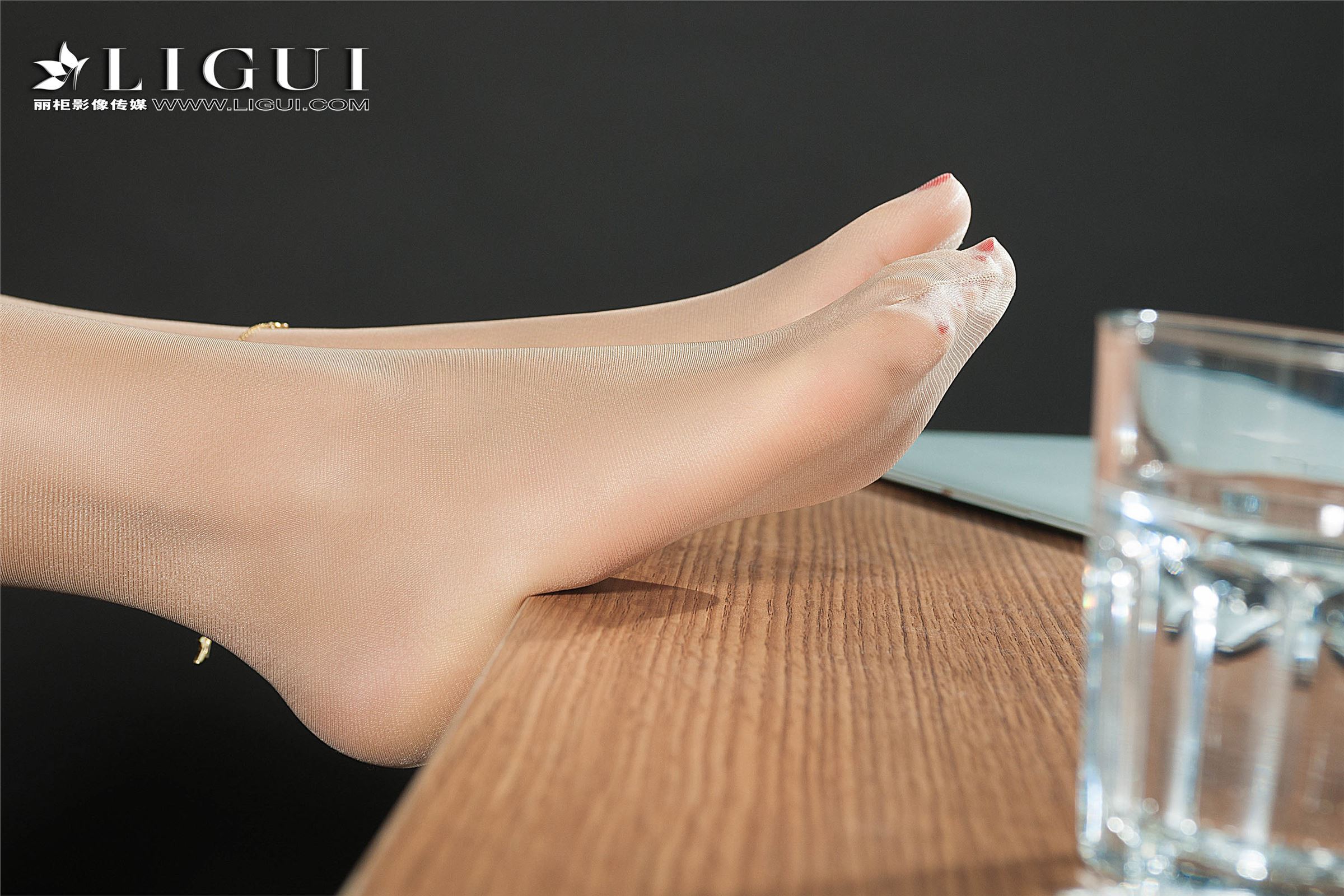 [Ligui丽柜]网络丽人 2018.11.07 Model 小菲