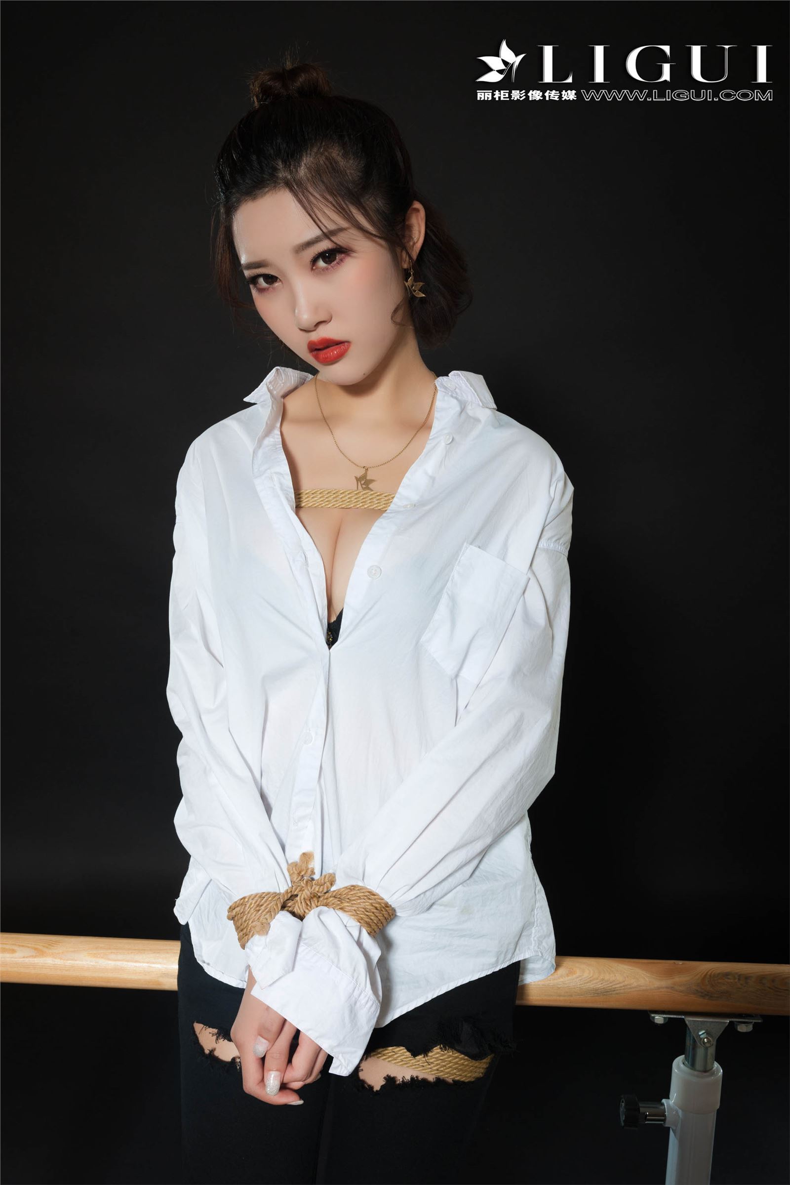 [Ligui丽柜]2018.11.09 网络丽人 Model 筱筱