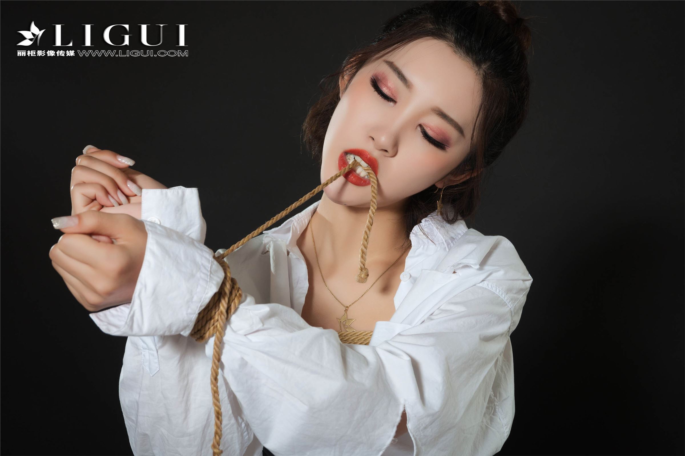 [Ligui丽柜]2018.11.09 网络丽人 Model 筱筱