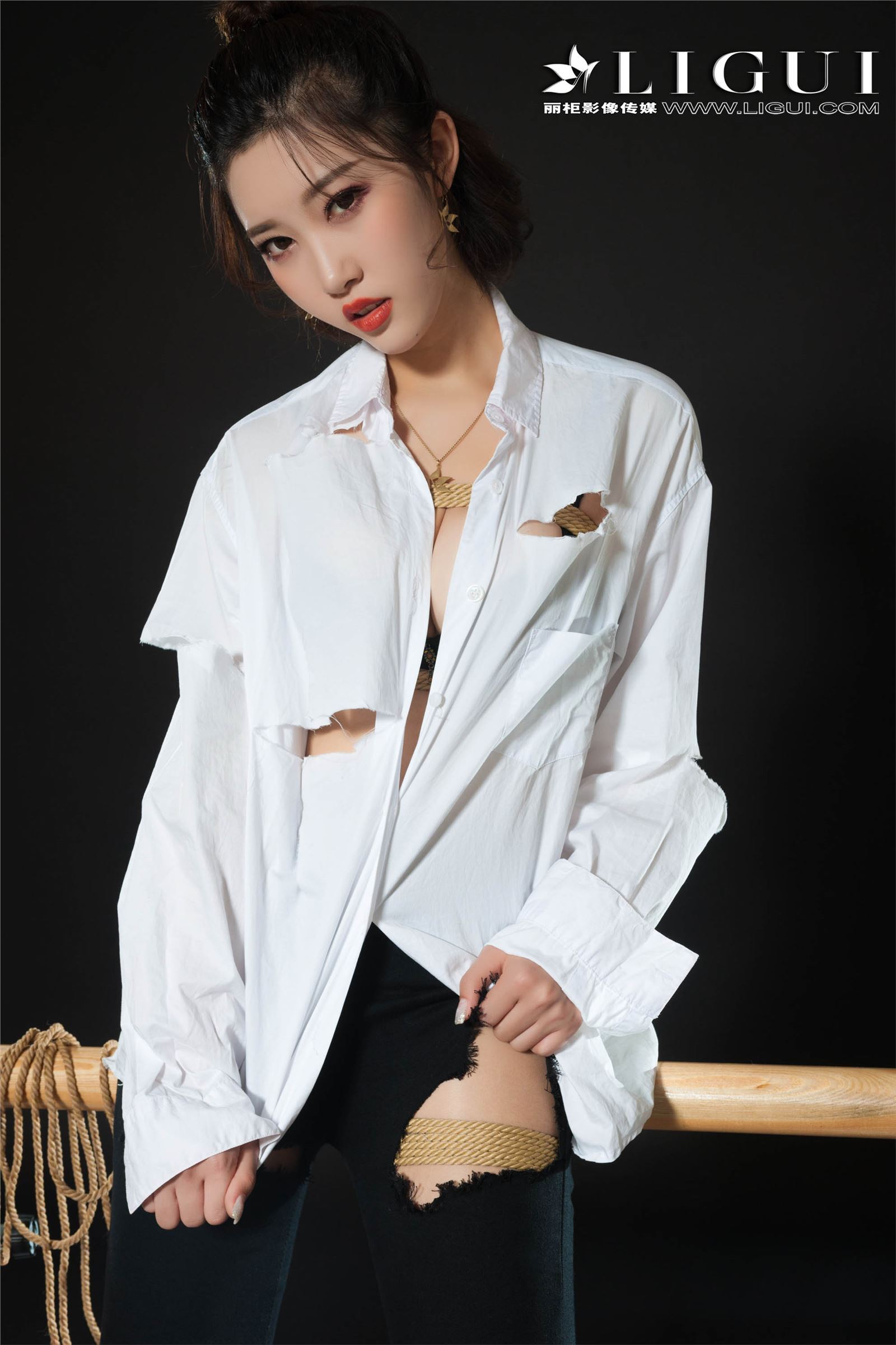 [Ligui丽柜]2018.11.09 网络丽人 Model 筱筱