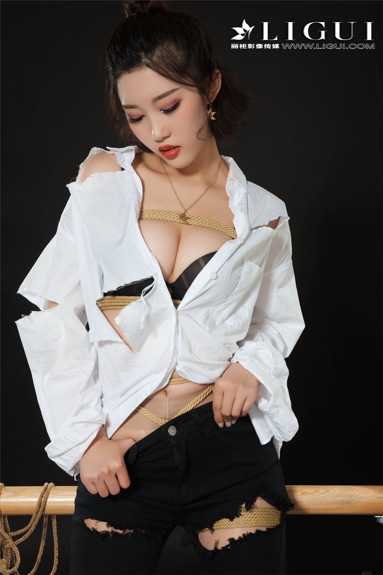 [Ligui丽柜]2018.11.09 网络丽人 Model 筱筱