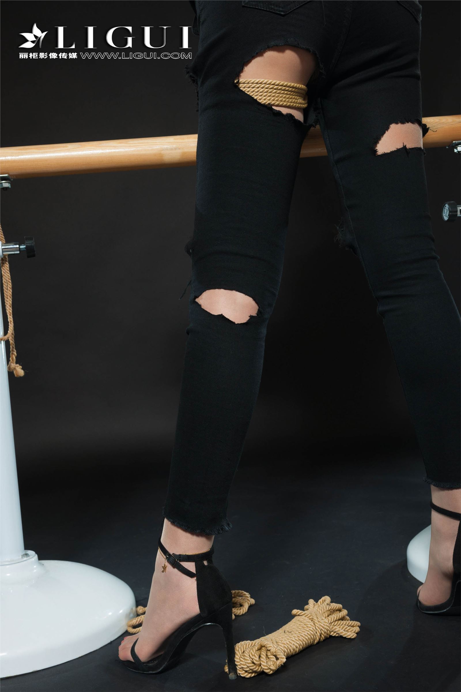 [Ligui丽柜]2018.11.09 网络丽人 Model 筱筱