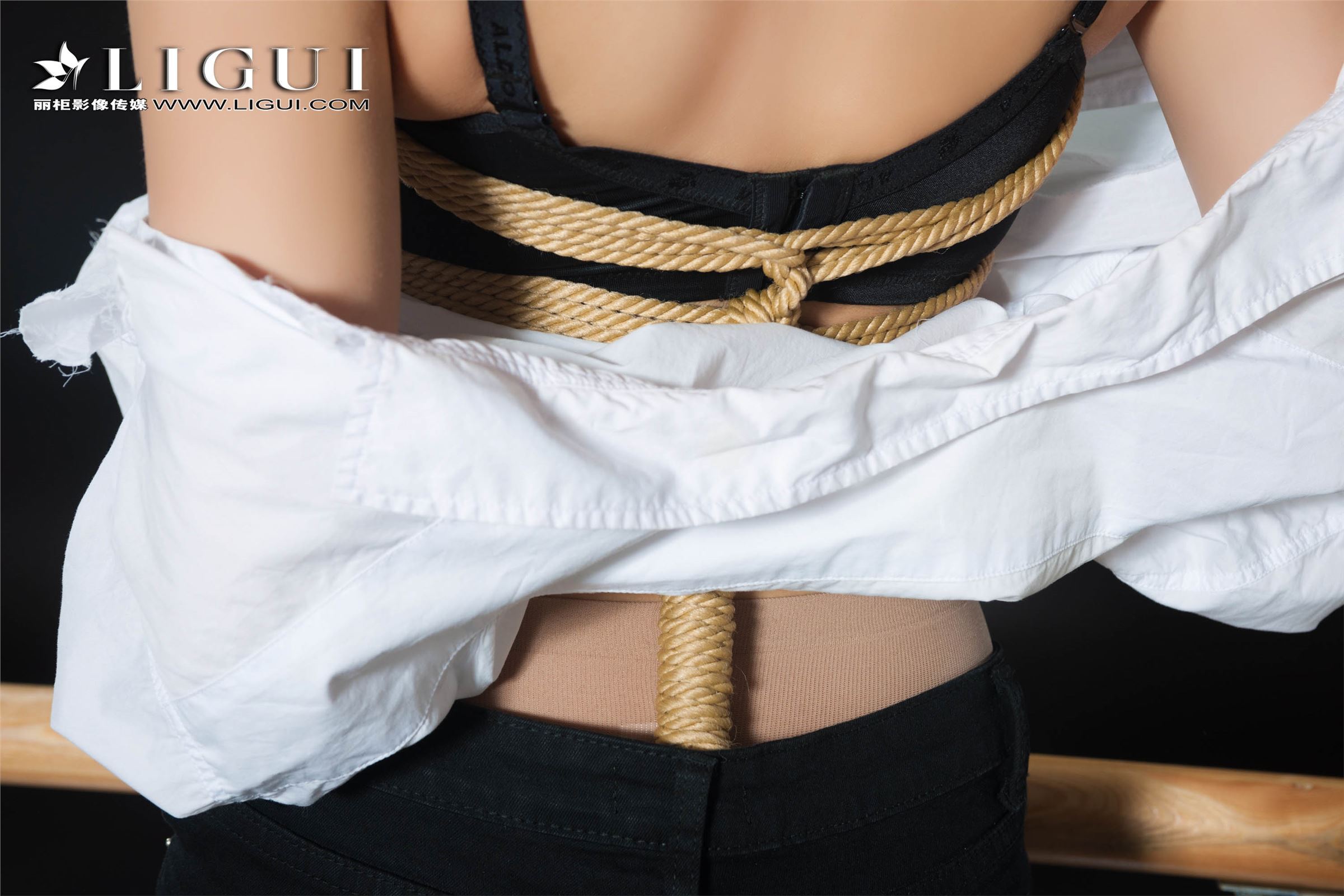 [Ligui丽柜]2018.11.09 网络丽人 Model 筱筱